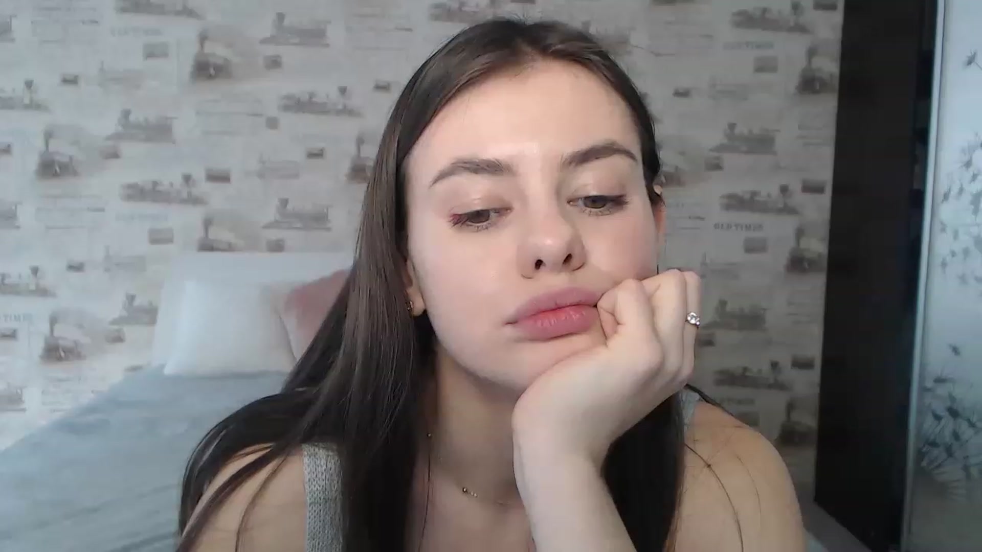 Gallery image thumbnail from ZoeMI's myfreecams stream on, 03/08/2023, 11:52 image 10 of 20