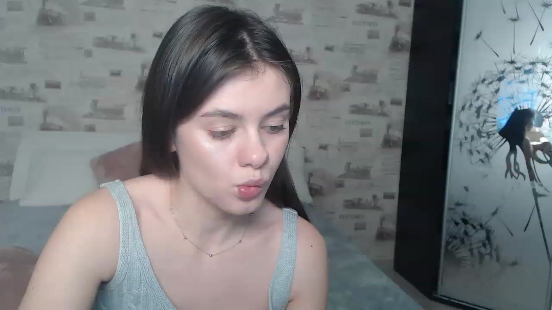 Gallery image thumbnail from ZoeMI's myfreecams stream on, 03/08/2023, 14:29 image 16 of 20