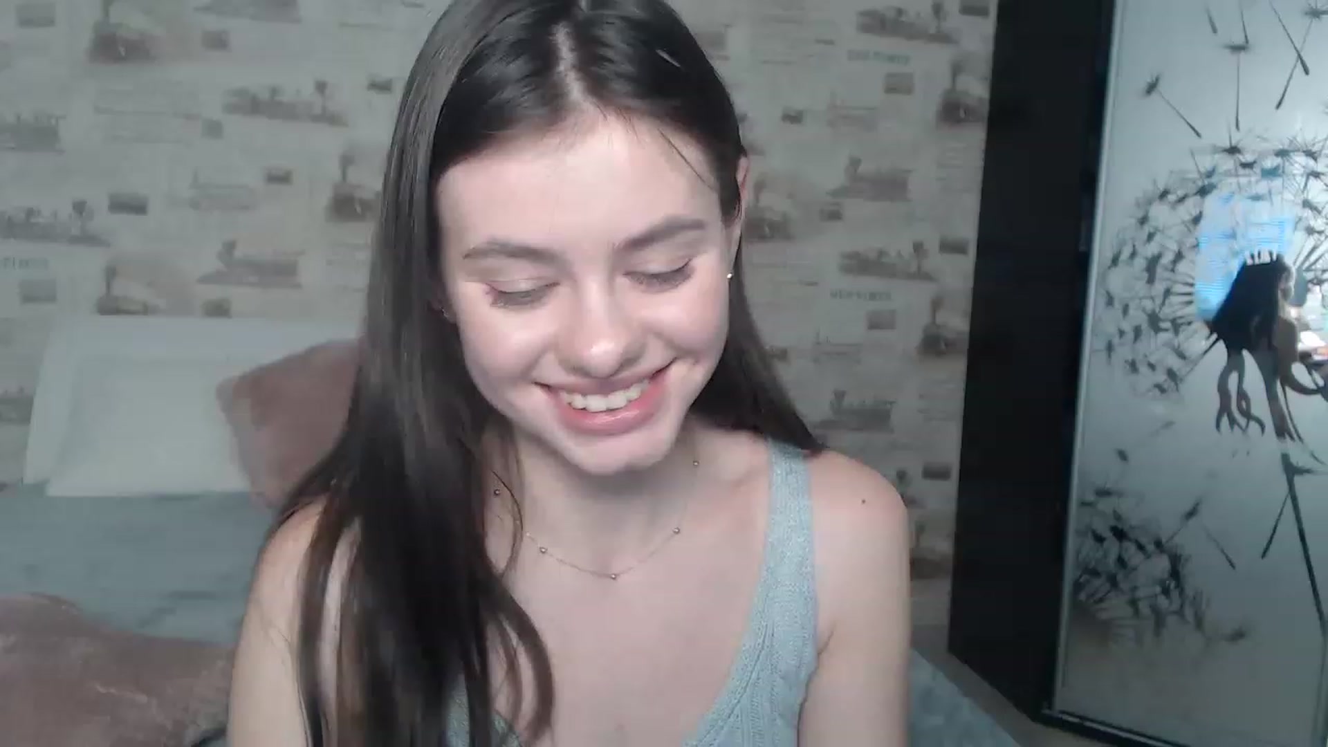 Gallery image thumbnail from ZoeMI's myfreecams stream on, 03/08/2023, 14:29 image 10 of 20