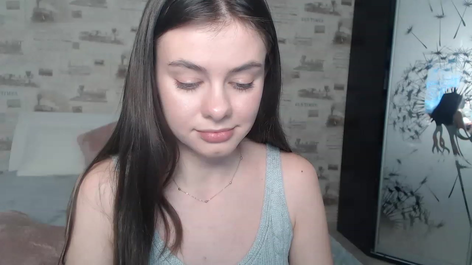 Gallery image thumbnail from ZoeMI's myfreecams stream on, 03/08/2023, 14:29 image 8 of 20