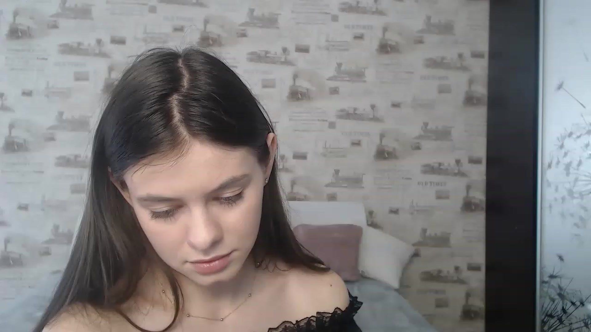 Gallery image thumbnail from ZoeMI's myfreecams stream on, 03/09/2023, 09:50 image 11 of 20