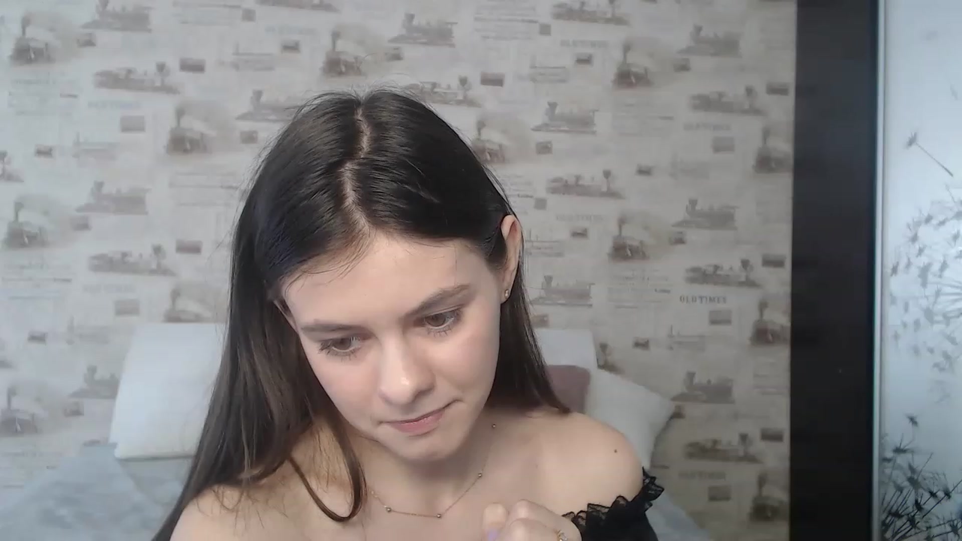 Gallery image thumbnail from ZoeMI's myfreecams stream on, 03/09/2023, 09:50 image 4 of 20