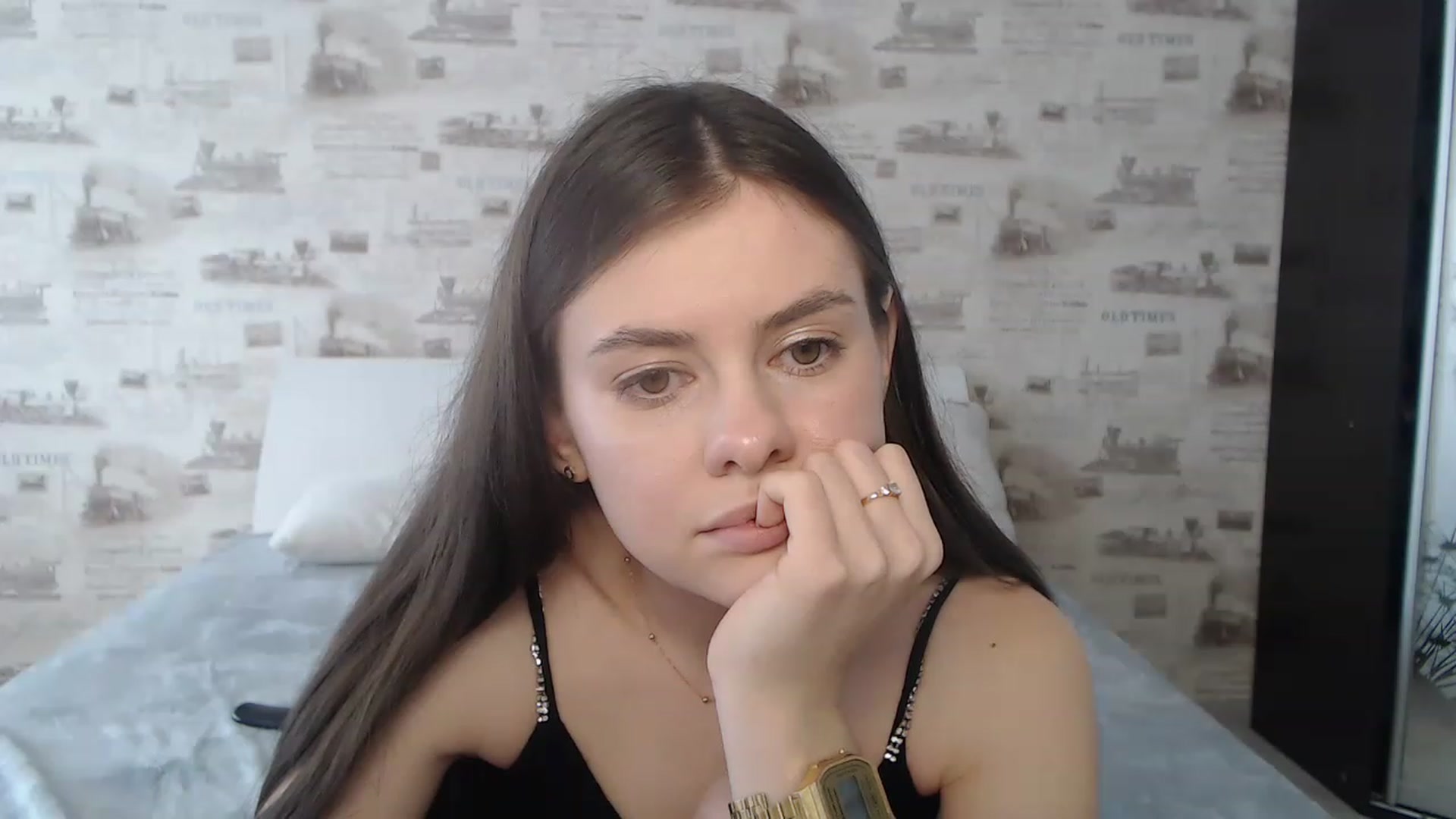 Gallery image thumbnail from ZoeMI's myfreecams stream on, 03/14/2023, 12:08 image 19 of 20