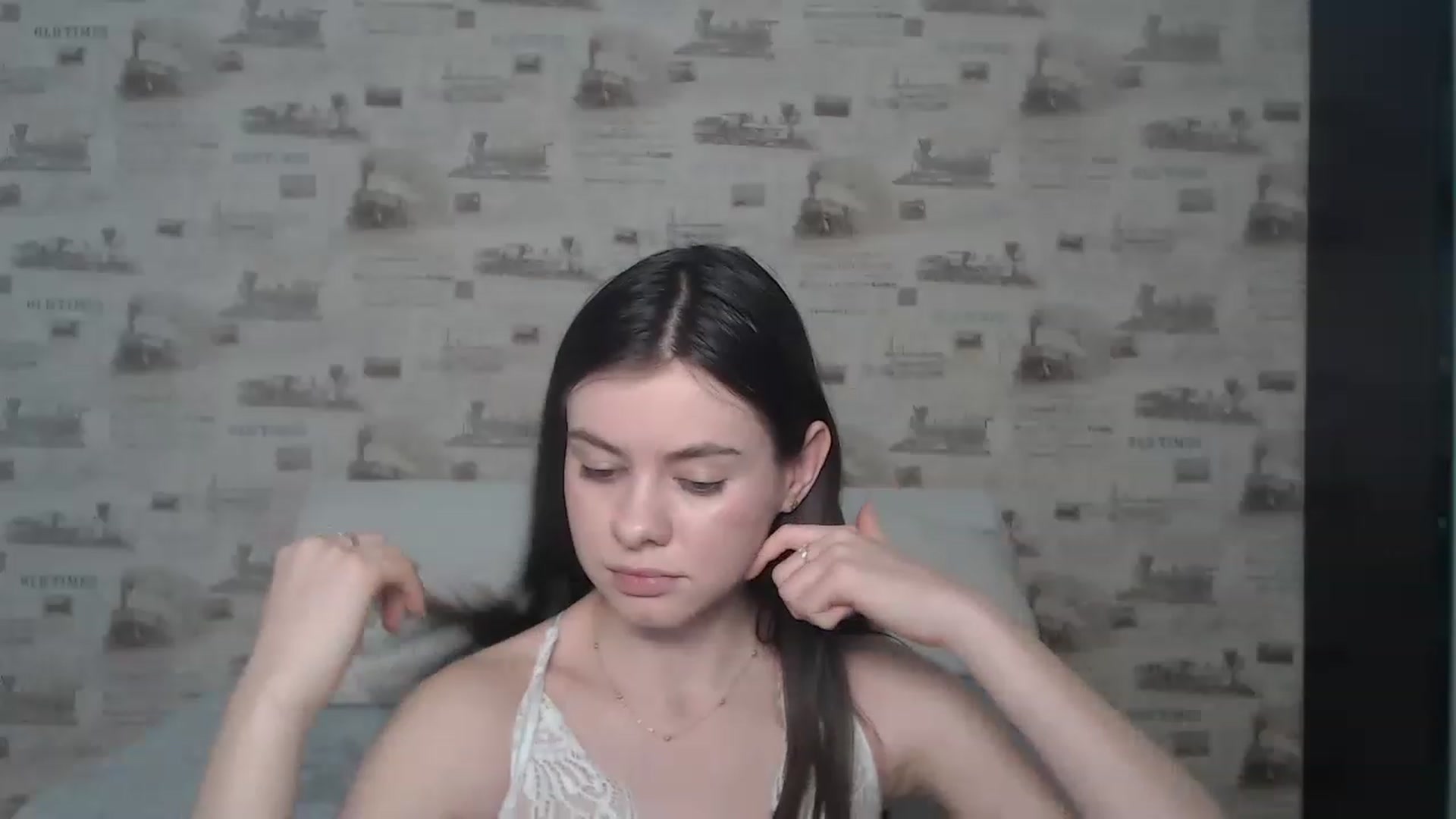 Gallery image thumbnail from ZoeMI's myfreecams stream on, 03/16/2023, 09:01 image 19 of 20