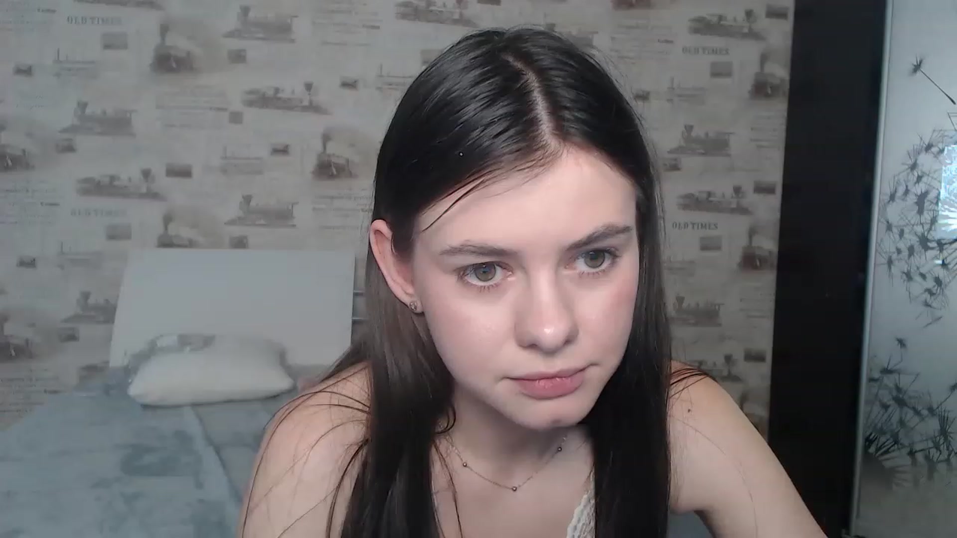 Gallery image thumbnail from ZoeMI's myfreecams stream on, 03/16/2023, 10:36 image 3 of 20