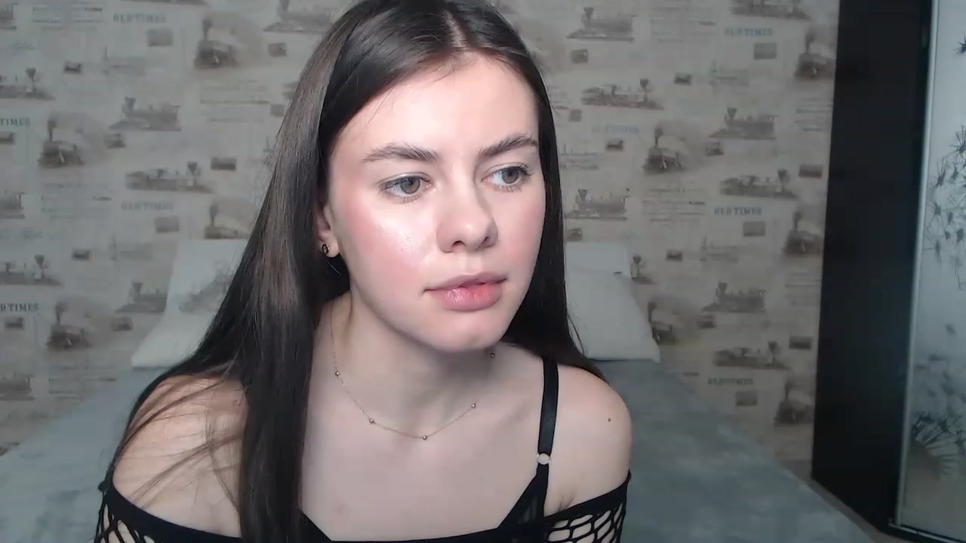 Gallery image thumbnail from ZoeMI's myfreecams stream on, 03/17/2023, 08:27 image 19 of 20