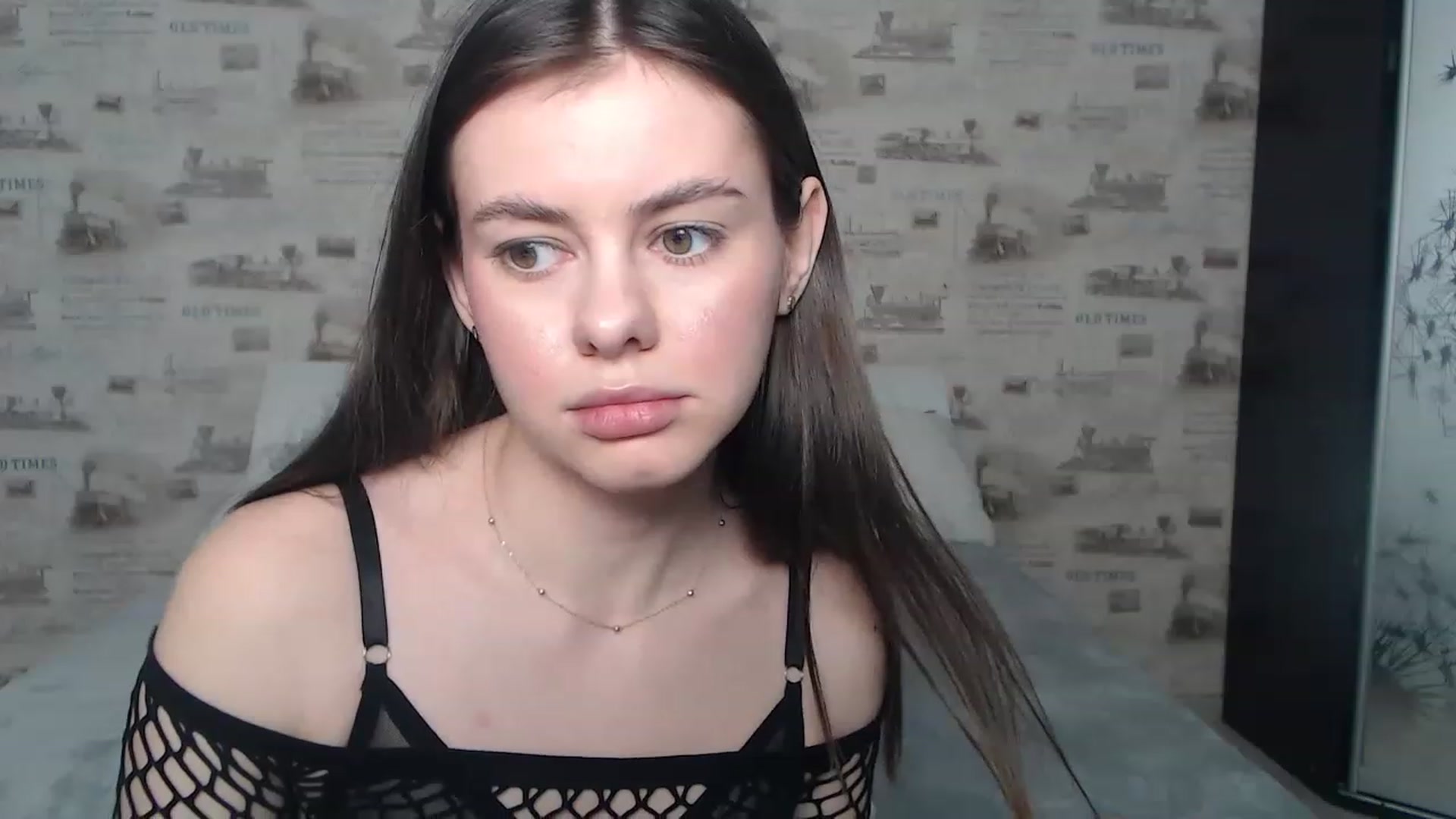 Gallery image thumbnail from ZoeMI's myfreecams stream on, 03/17/2023, 08:27 image 13 of 20