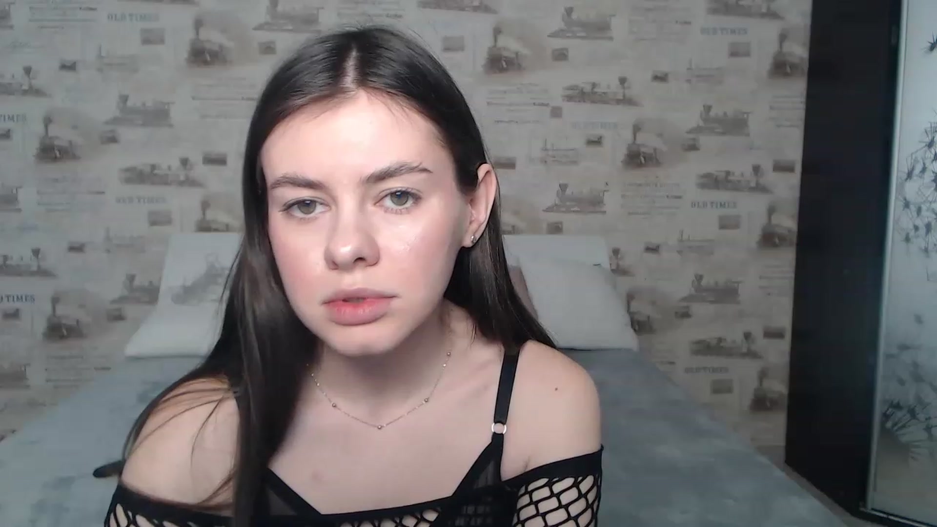 Gallery image thumbnail from ZoeMI's myfreecams stream on, 03/17/2023, 09:37 image 7 of 20