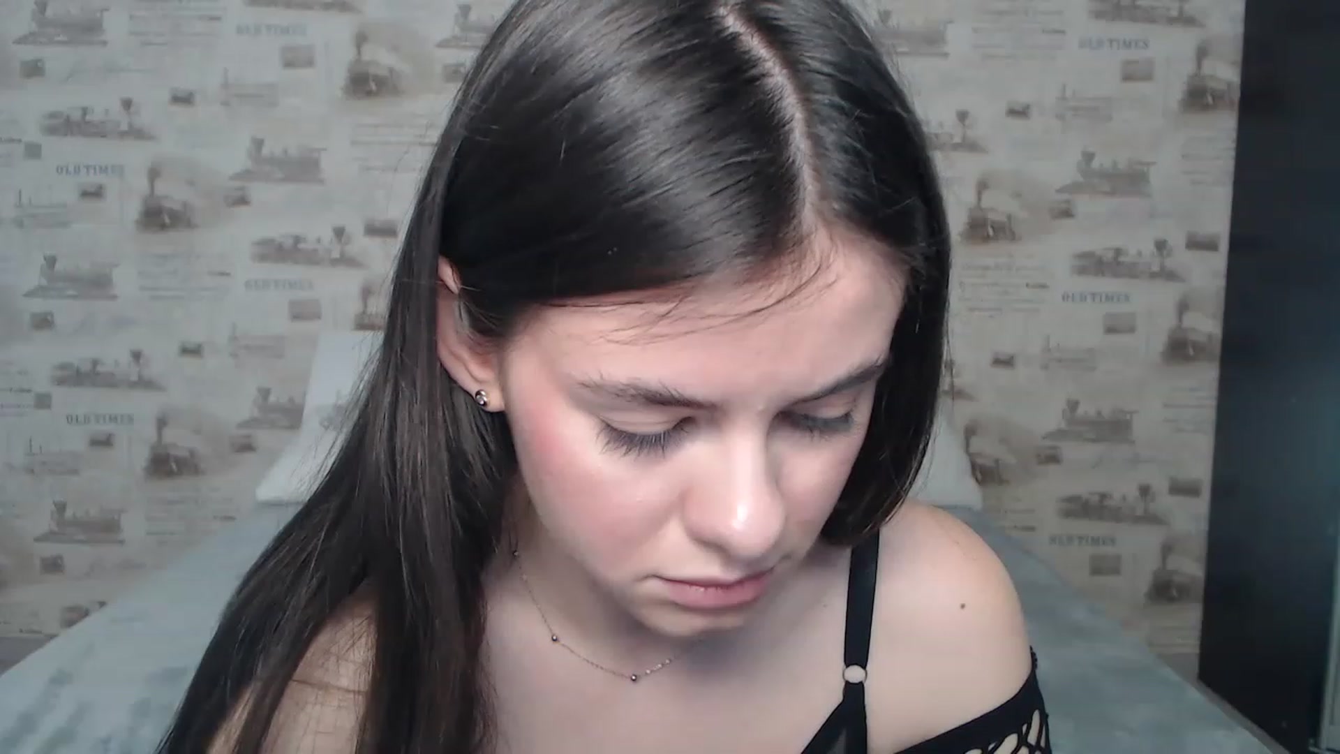 Gallery image thumbnail from ZoeMI's myfreecams stream on, 03/17/2023, 09:37 image 15 of 20
