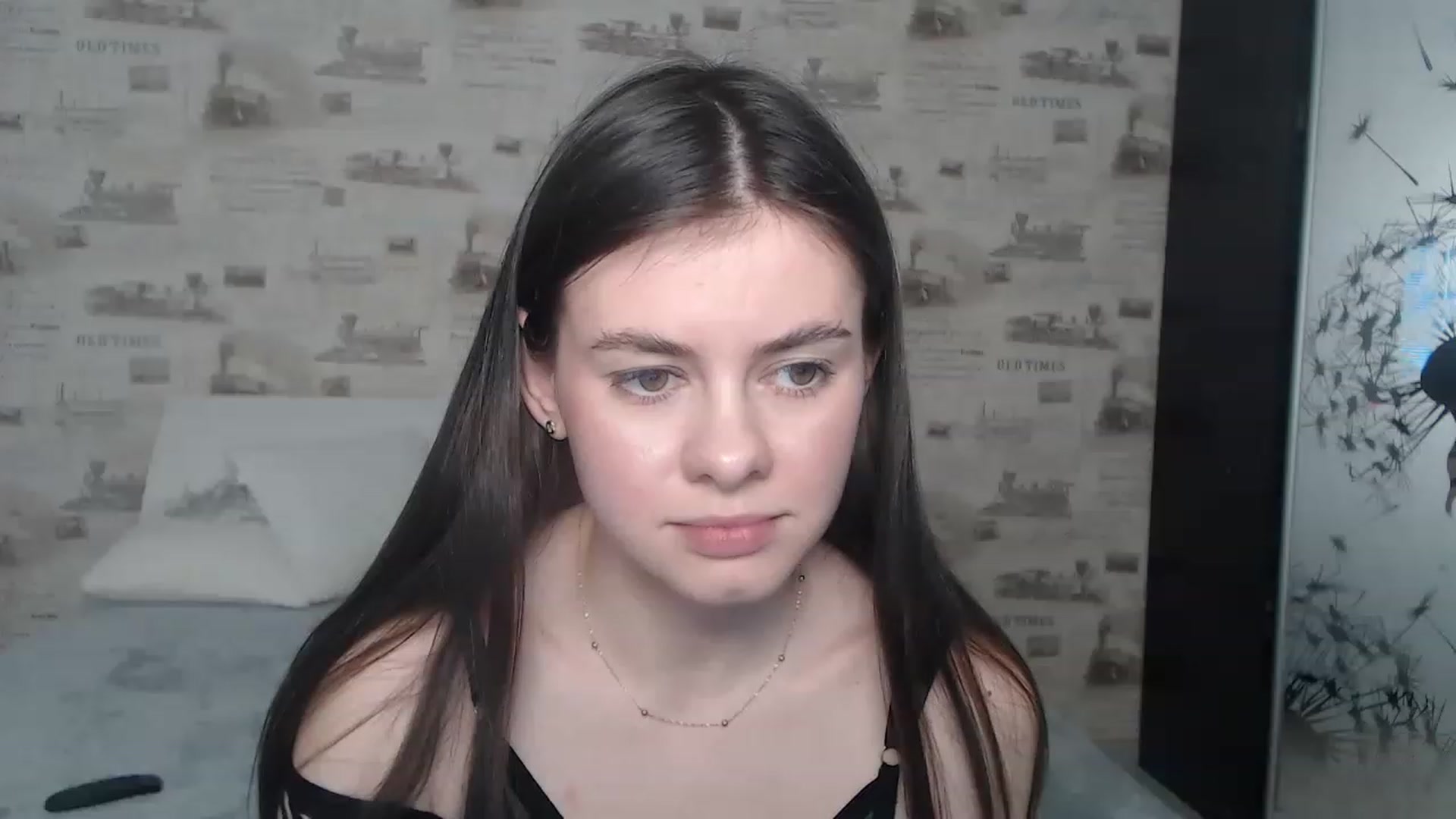 Gallery image thumbnail from ZoeMI's myfreecams stream on, 03/17/2023, 10:42 image 2 of 20