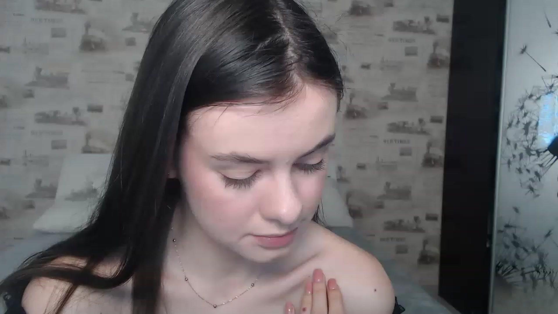 Gallery image thumbnail from ZoeMI's myfreecams stream on, 03/20/2023, 07:36 image 11 of 20