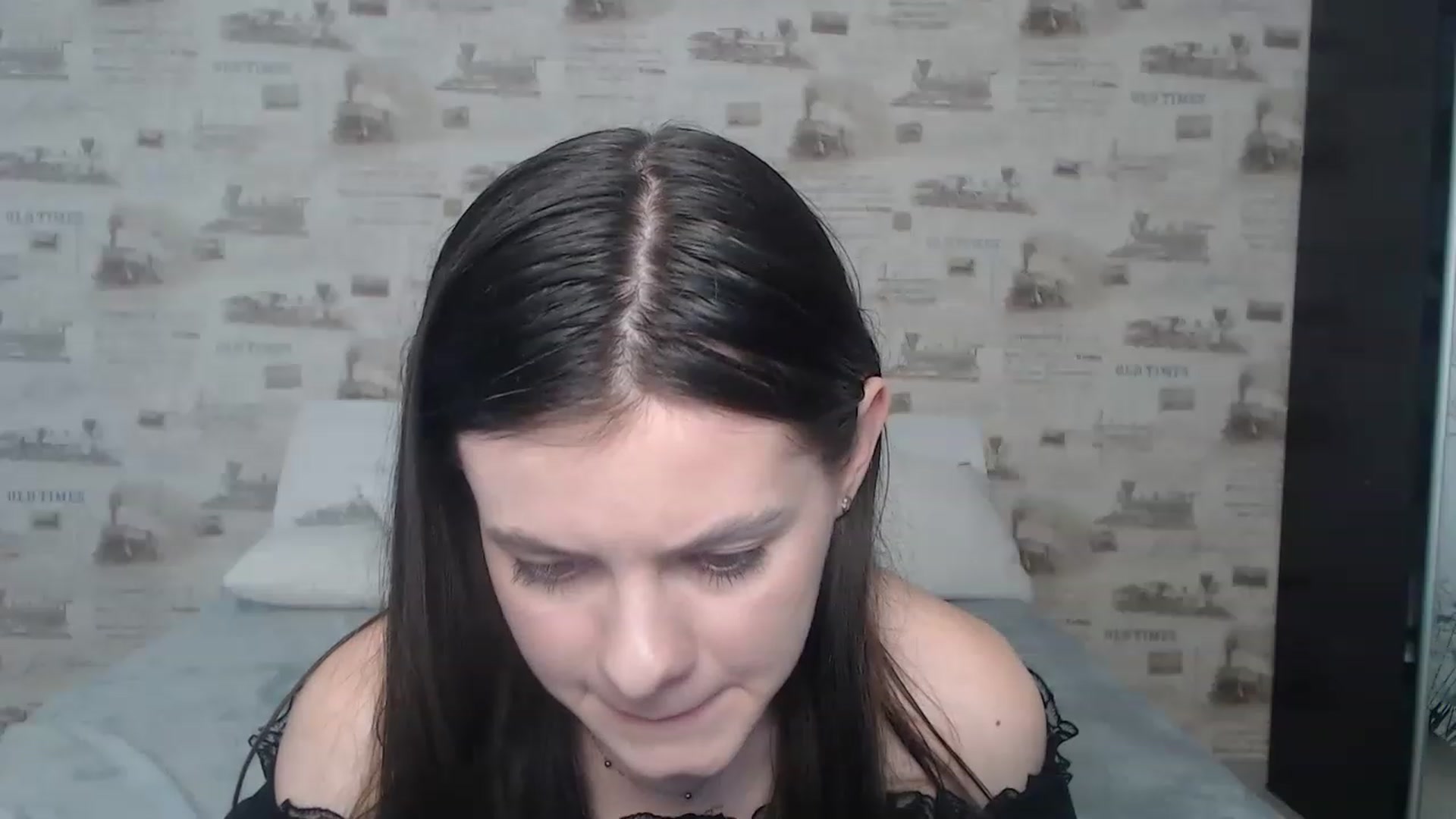 Gallery image thumbnail from ZoeMI's myfreecams stream on, 03/20/2023, 12:04 image 5 of 20