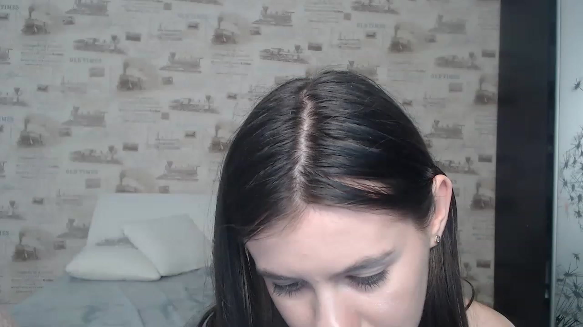 Gallery image thumbnail from ZoeMI's myfreecams stream on, 03/20/2023, 15:03 image 16 of 20