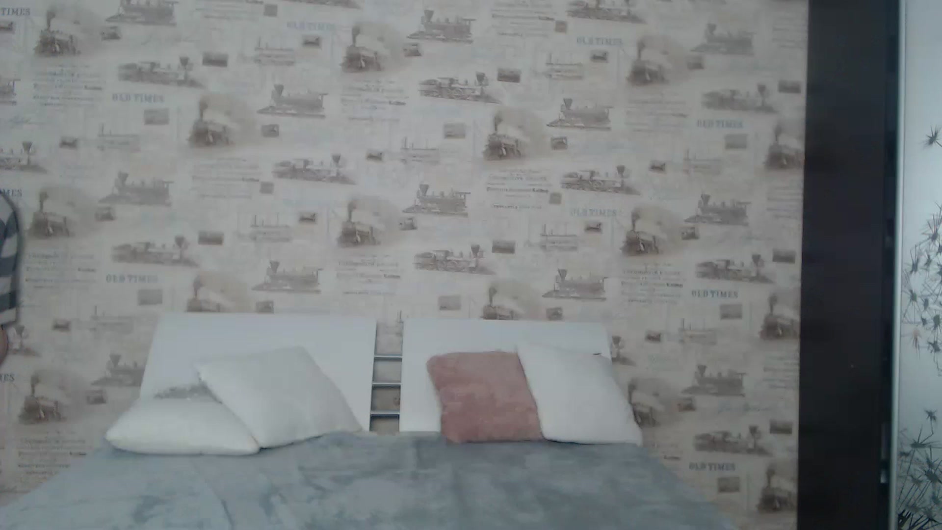 Gallery image thumbnail from ZoeMI's myfreecams stream on, 03/20/2023, 15:03 image 20 of 20
