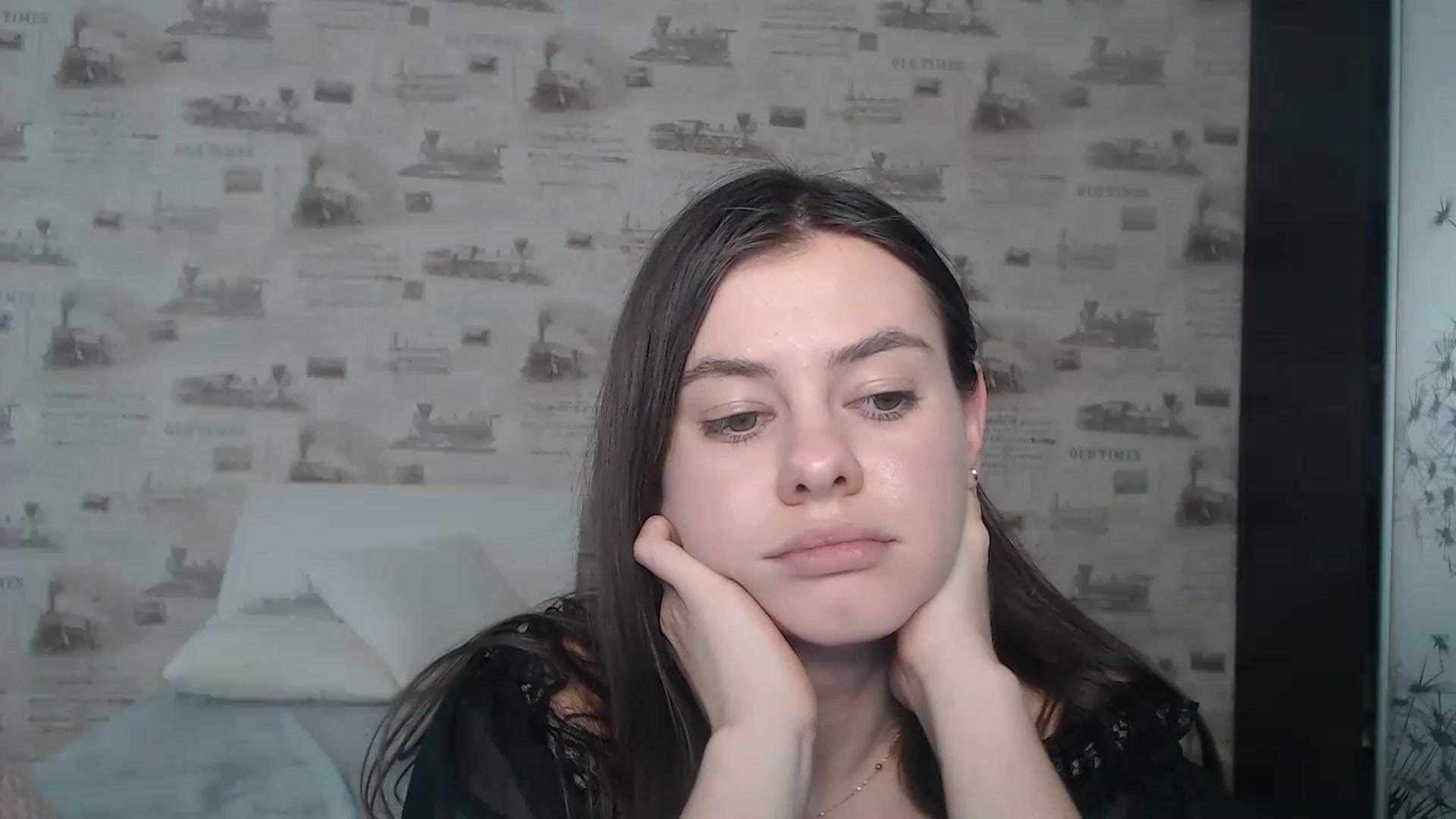 Gallery image thumbnail from ZoeMI's myfreecams stream on, 03/20/2023, 15:03 image 4 of 20