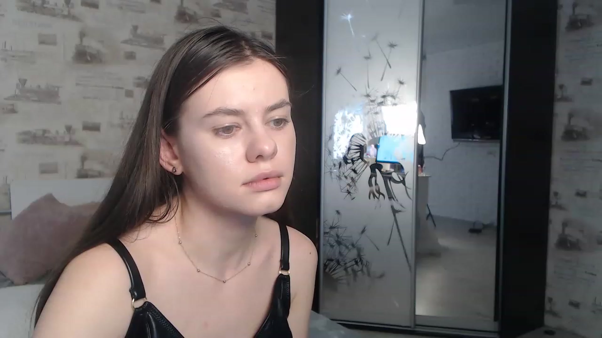Gallery image thumbnail from ZoeMI's myfreecams stream on, 03/21/2023, 10:49 image 14 of 20