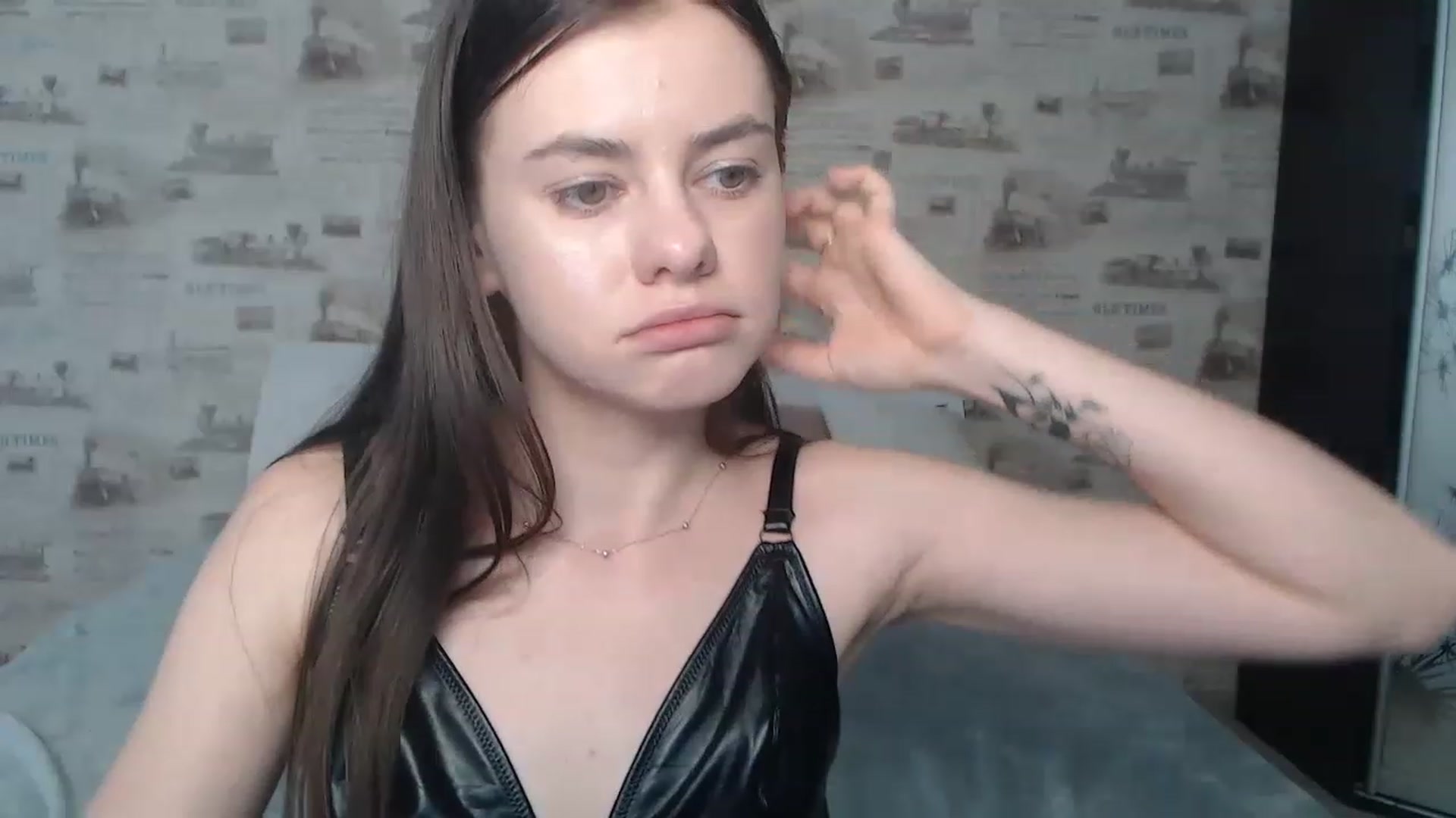 Gallery image thumbnail from ZoeMI's myfreecams stream on, 03/21/2023, 10:49 image 9 of 20
