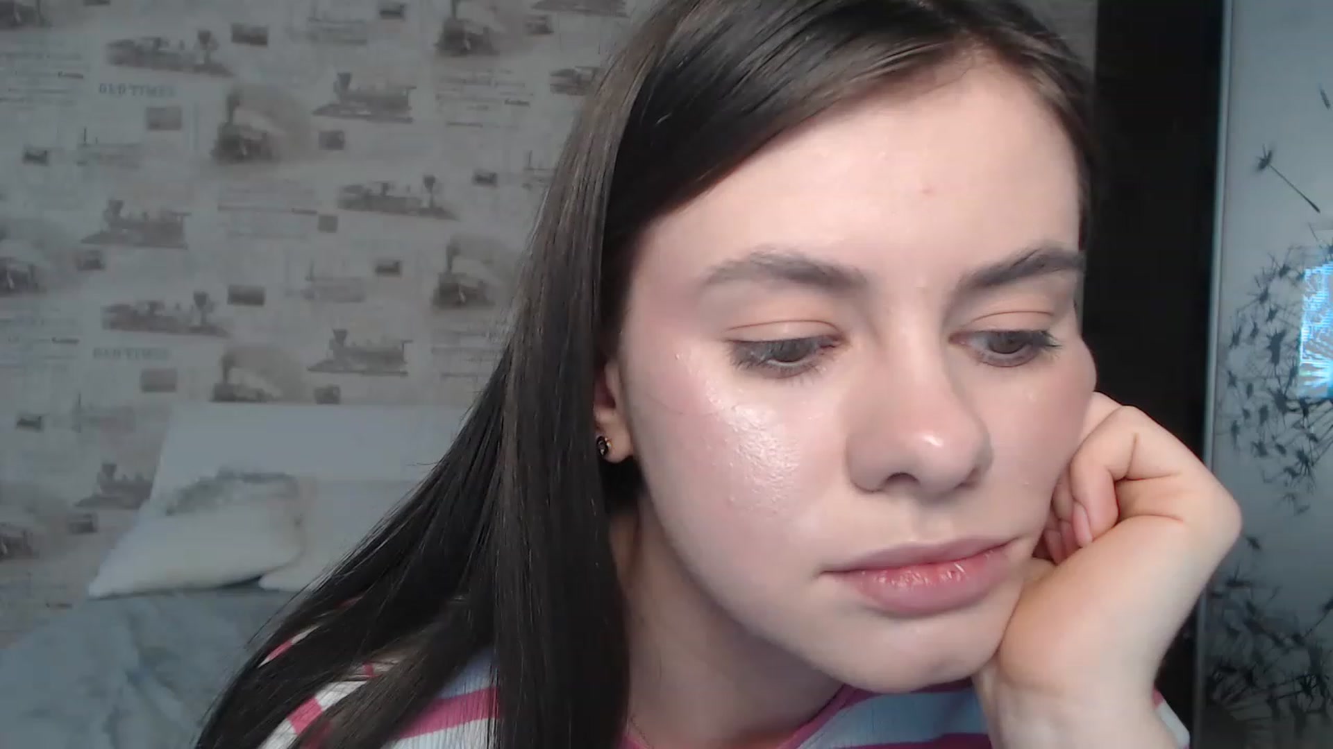 Gallery image thumbnail from ZoeMI's myfreecams stream on, 03/22/2023, 08:03 image 11 of 20