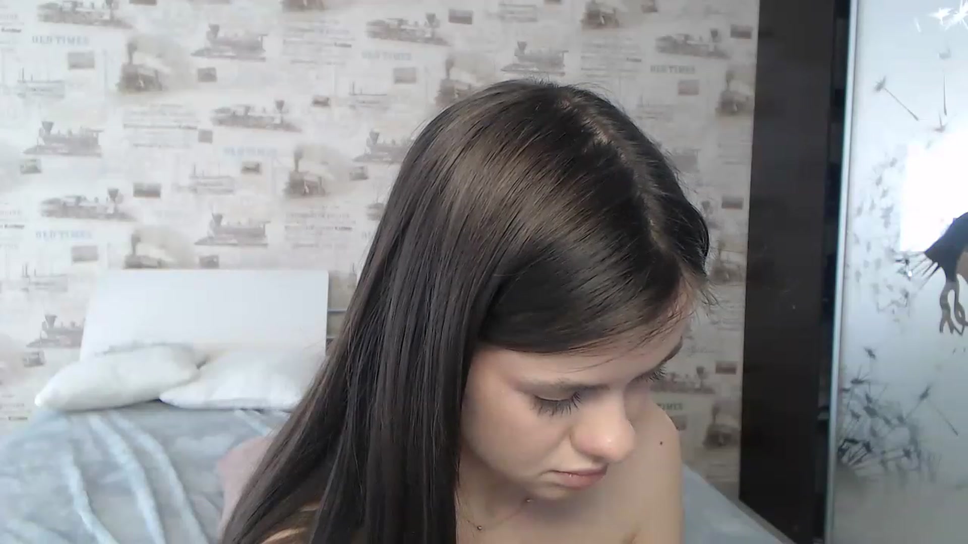 Gallery image thumbnail from ZoeMI's myfreecams stream on, 03/22/2023, 13:08 image 9 of 20