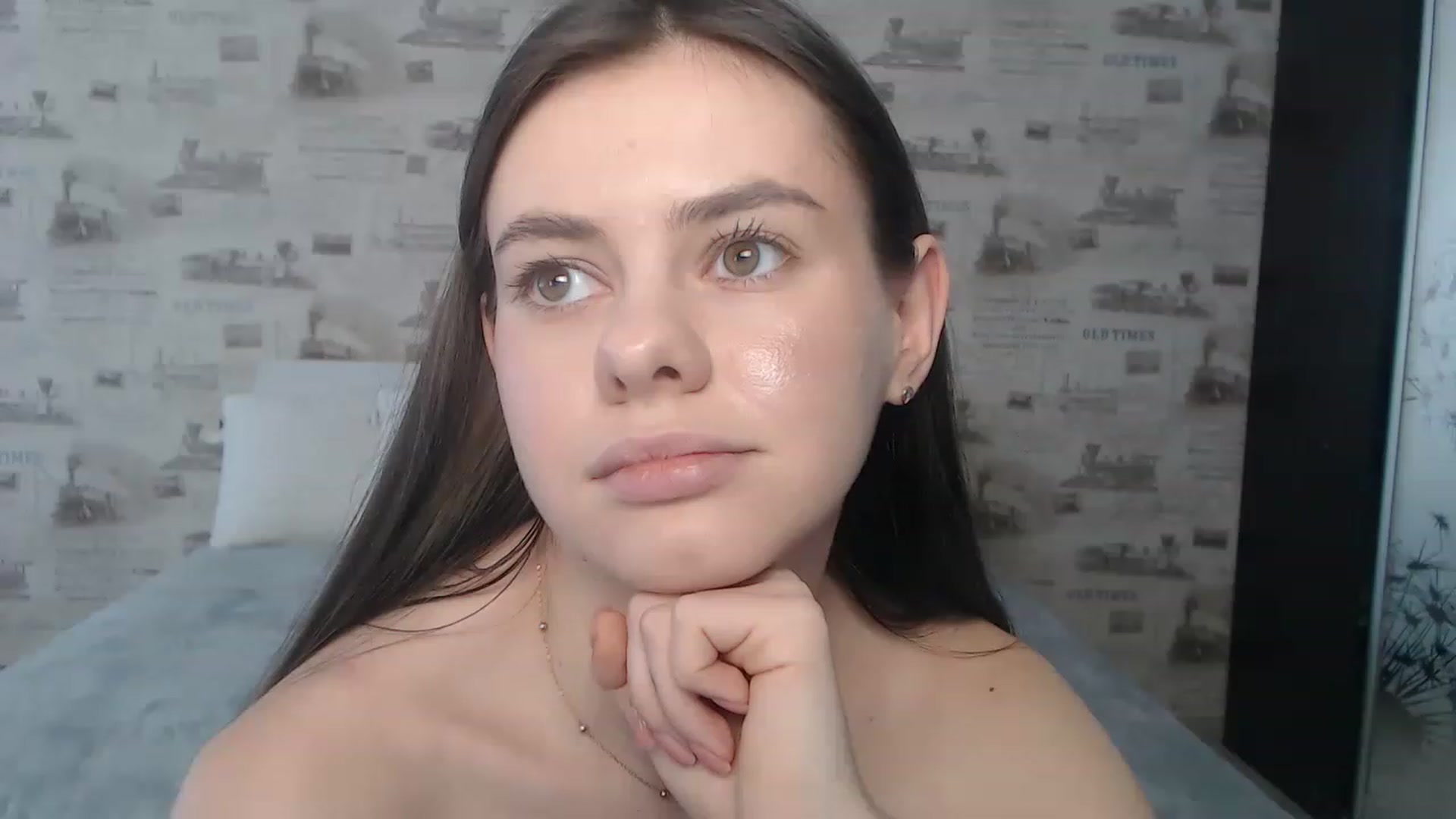 Gallery image thumbnail from ZoeMI's myfreecams stream on, 03/23/2023, 10:35 image 10 of 20