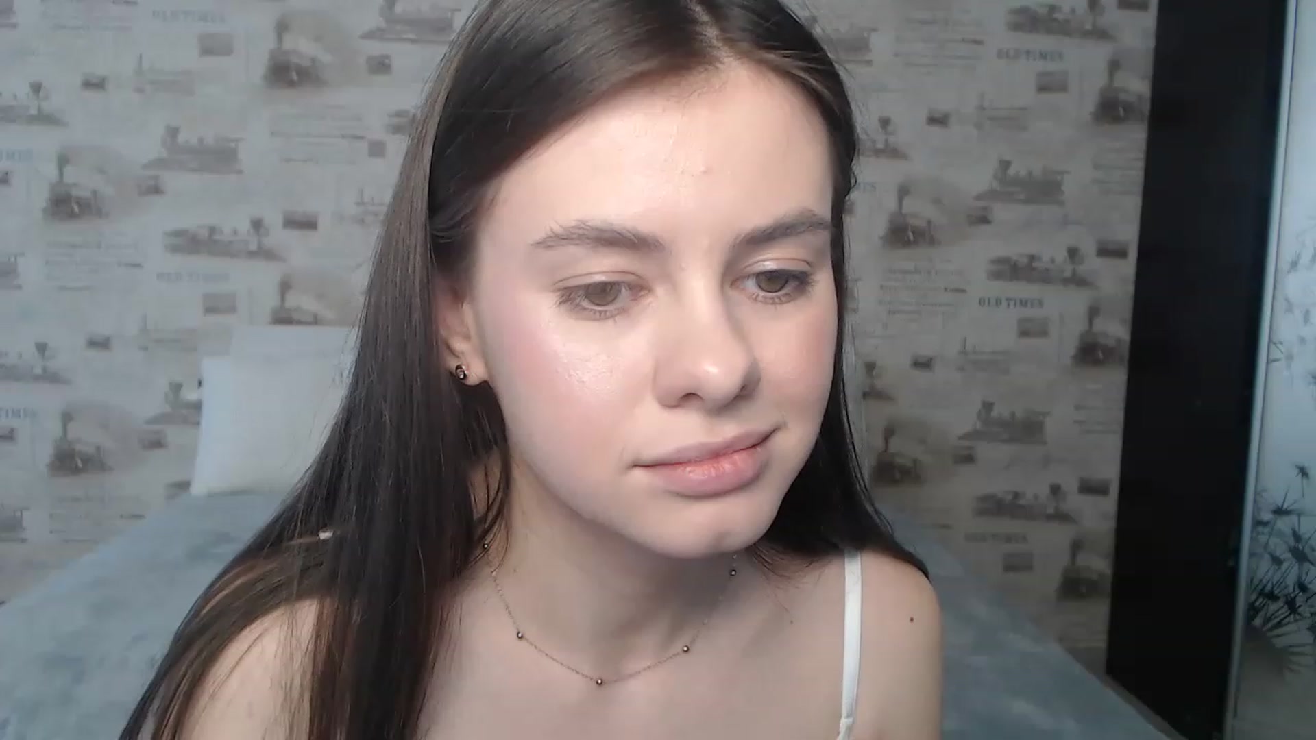 Gallery image thumbnail from ZoeMI's myfreecams stream on, 03/23/2023, 10:35 image 3 of 20