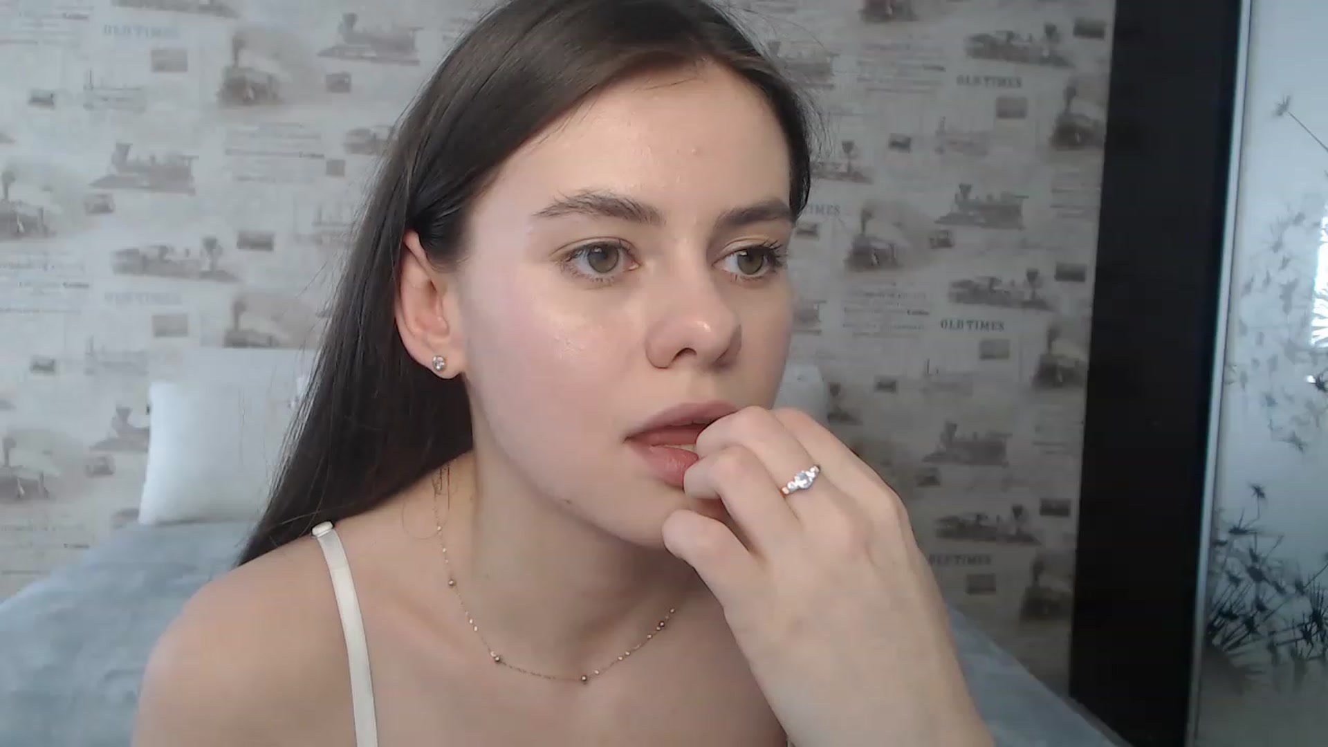 Gallery image thumbnail from ZoeMI's myfreecams stream on, 03/23/2023, 12:51 image 2 of 20