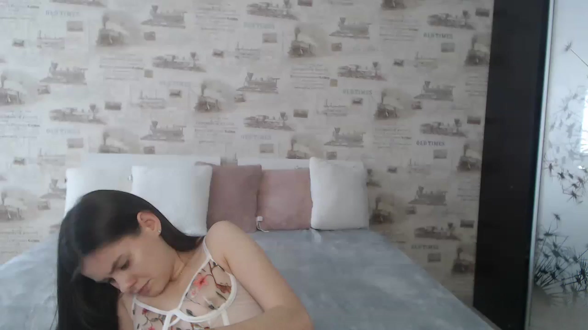 Gallery image thumbnail from ZoeMI's myfreecams stream on, 03/23/2023, 12:51 image 8 of 20