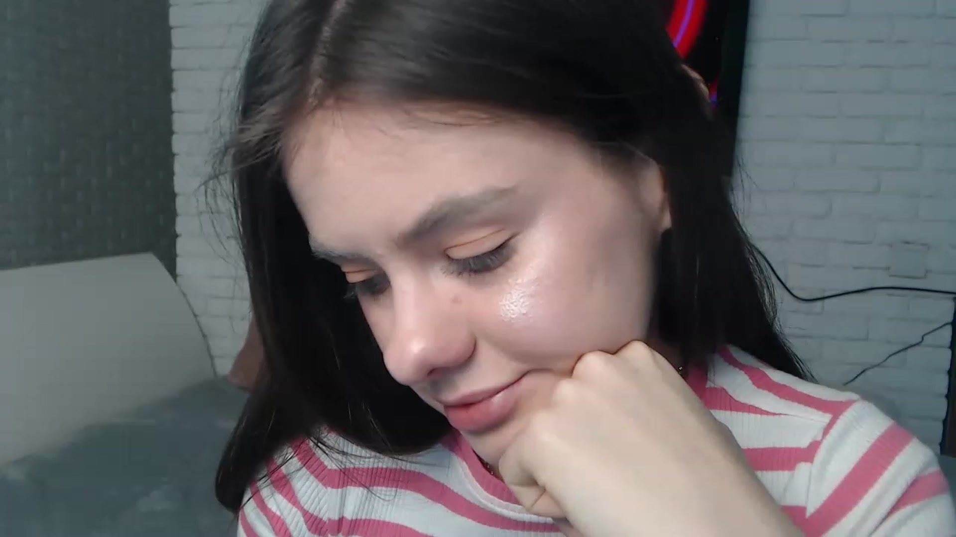 Gallery image thumbnail from ZoeMI's myfreecams stream on, 03/27/2023, 09:19 image 6 of 20