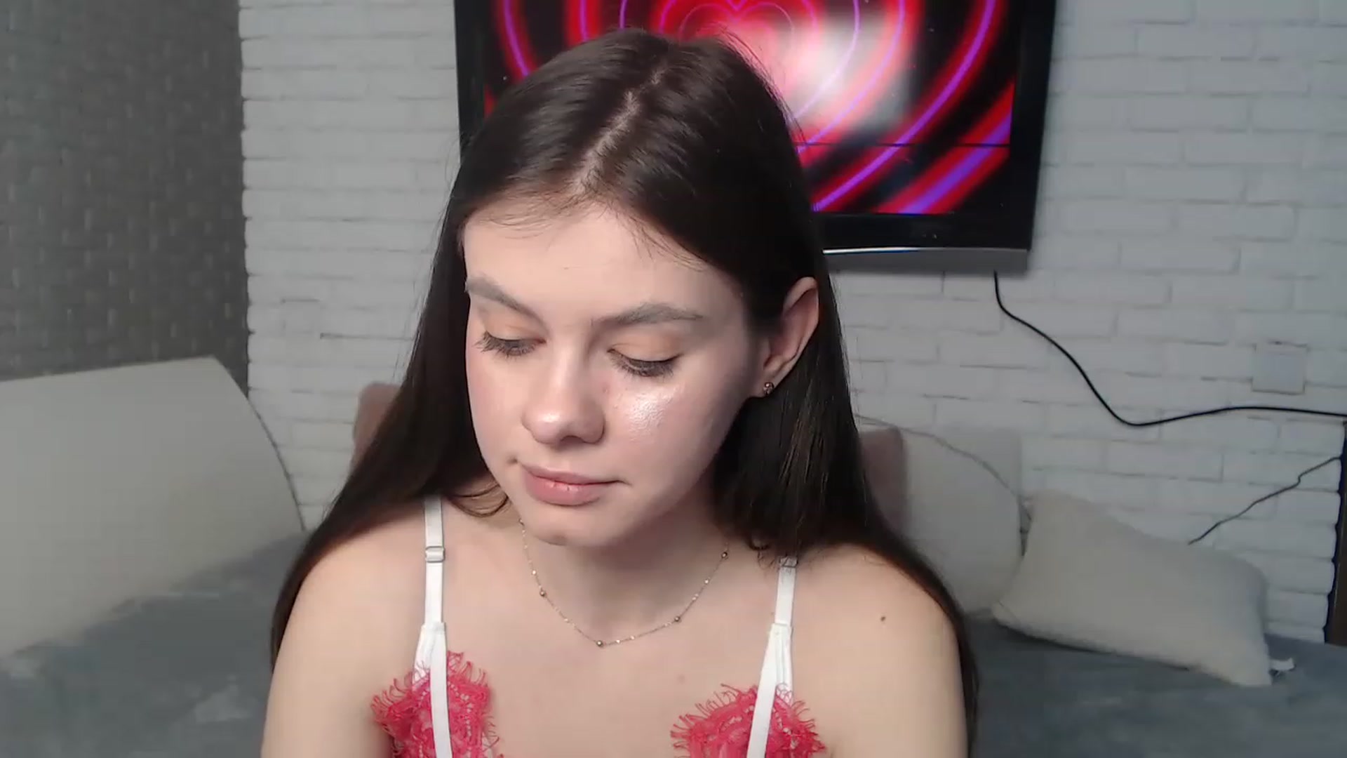 Gallery image thumbnail from ZoeMI's myfreecams stream on, 03/27/2023, 09:19 image 10 of 20