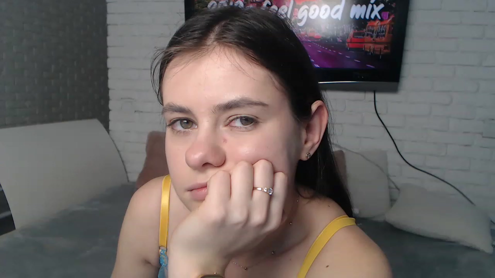 Gallery image thumbnail from ZoeMI's myfreecams stream on, 03/28/2023, 11:00 image 11 of 20