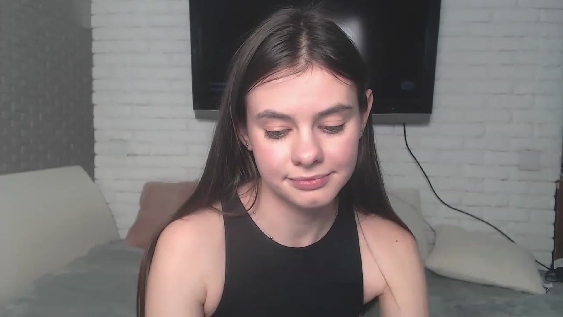Gallery image thumbnail from ZoeMI's myfreecams stream on, 03/30/2023, 11:31 image 3 of 20