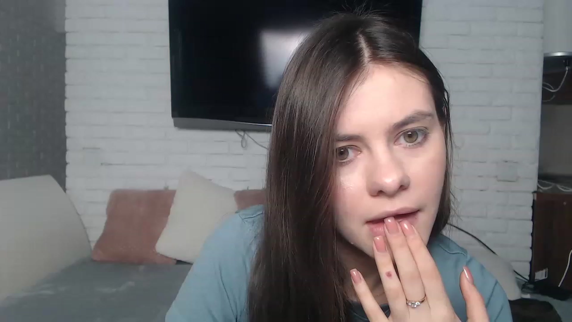 Gallery image thumbnail from ZoeMI's myfreecams stream on, 04/03/2023, 09:11 image 19 of 20