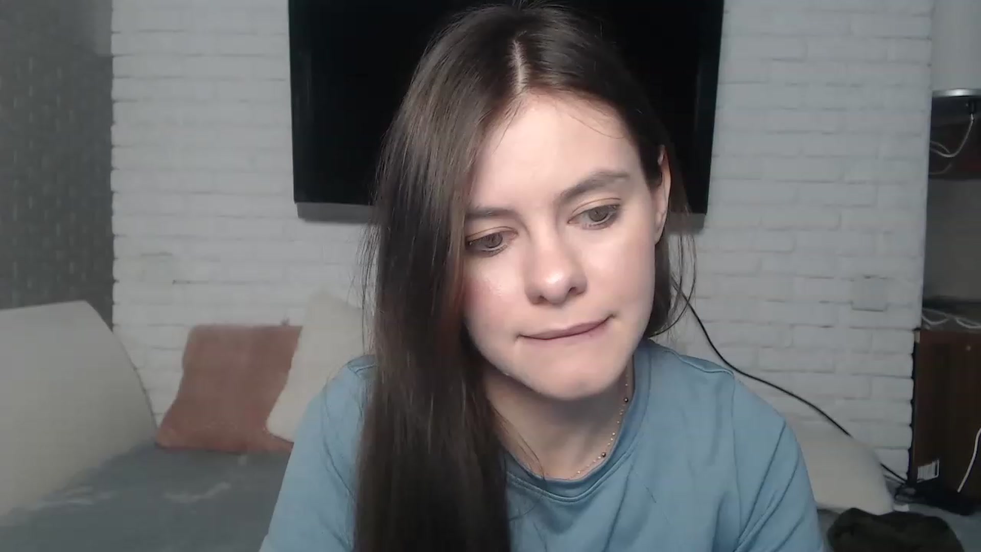 Gallery image thumbnail from ZoeMI's myfreecams stream on, 04/03/2023, 10:06 image 2 of 20