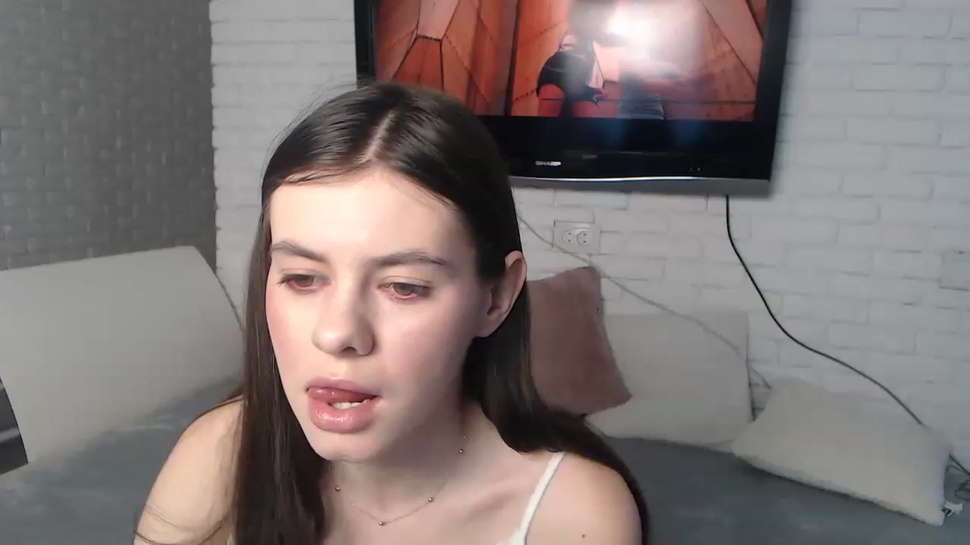 Gallery image thumbnail from ZoeMI's myfreecams stream on, 04/04/2023, 09:52 image 8 of 20