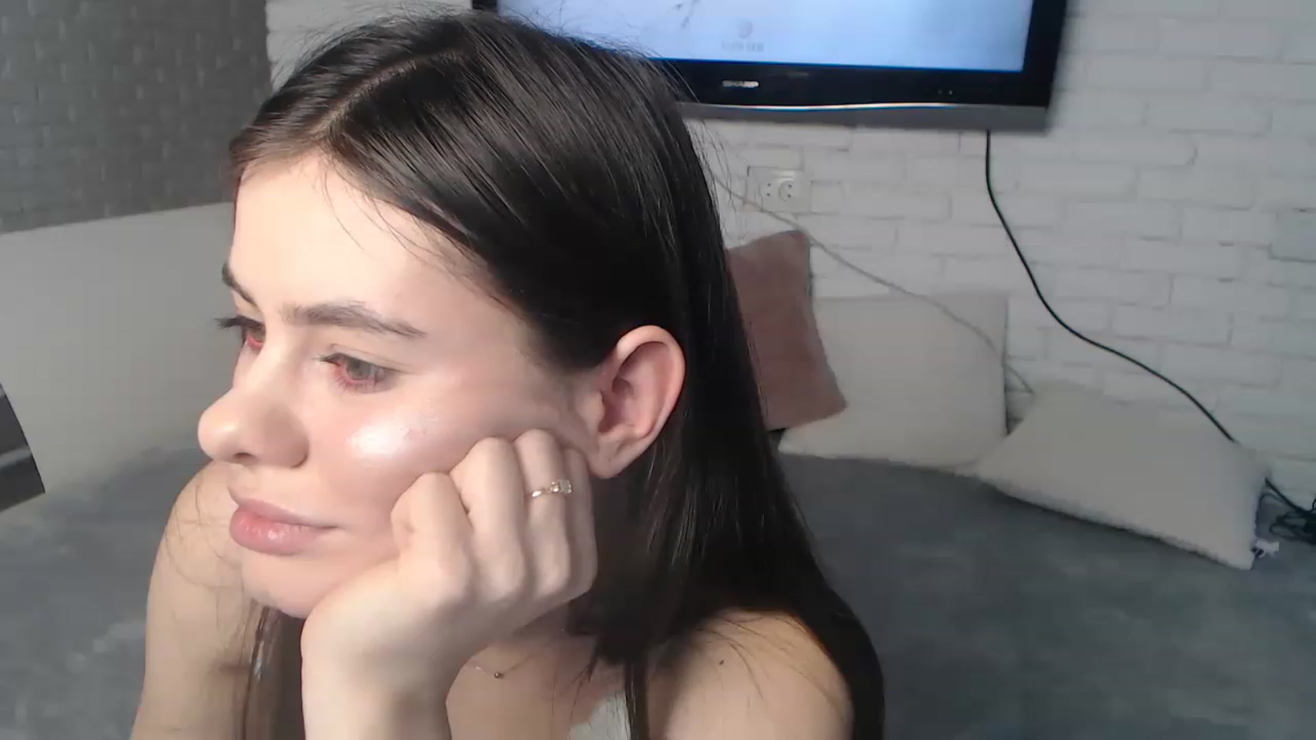 Gallery image thumbnail from ZoeMI's myfreecams stream on, 04/04/2023, 09:52 image 13 of 20