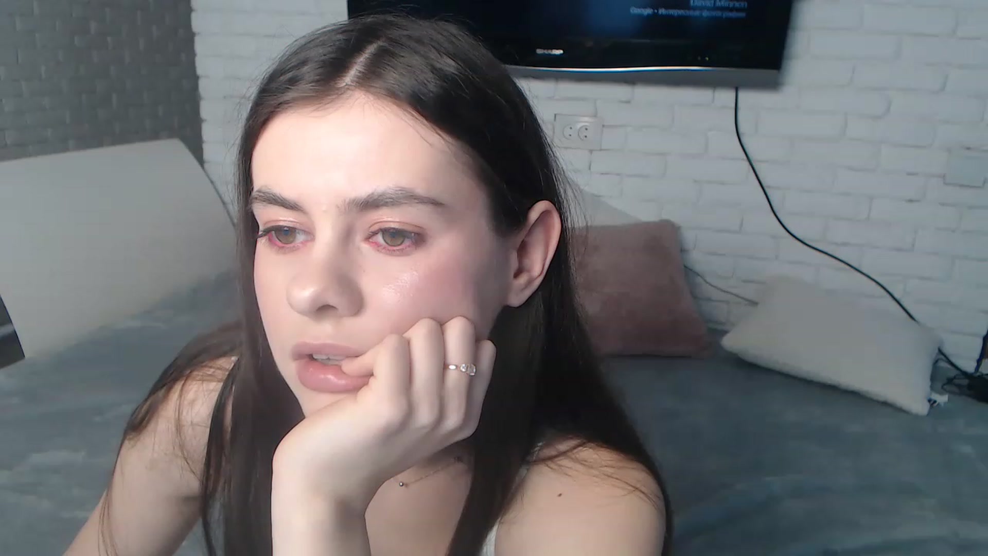Gallery image thumbnail from ZoeMI's myfreecams stream on, 04/04/2023, 13:44 image 1 of 20
