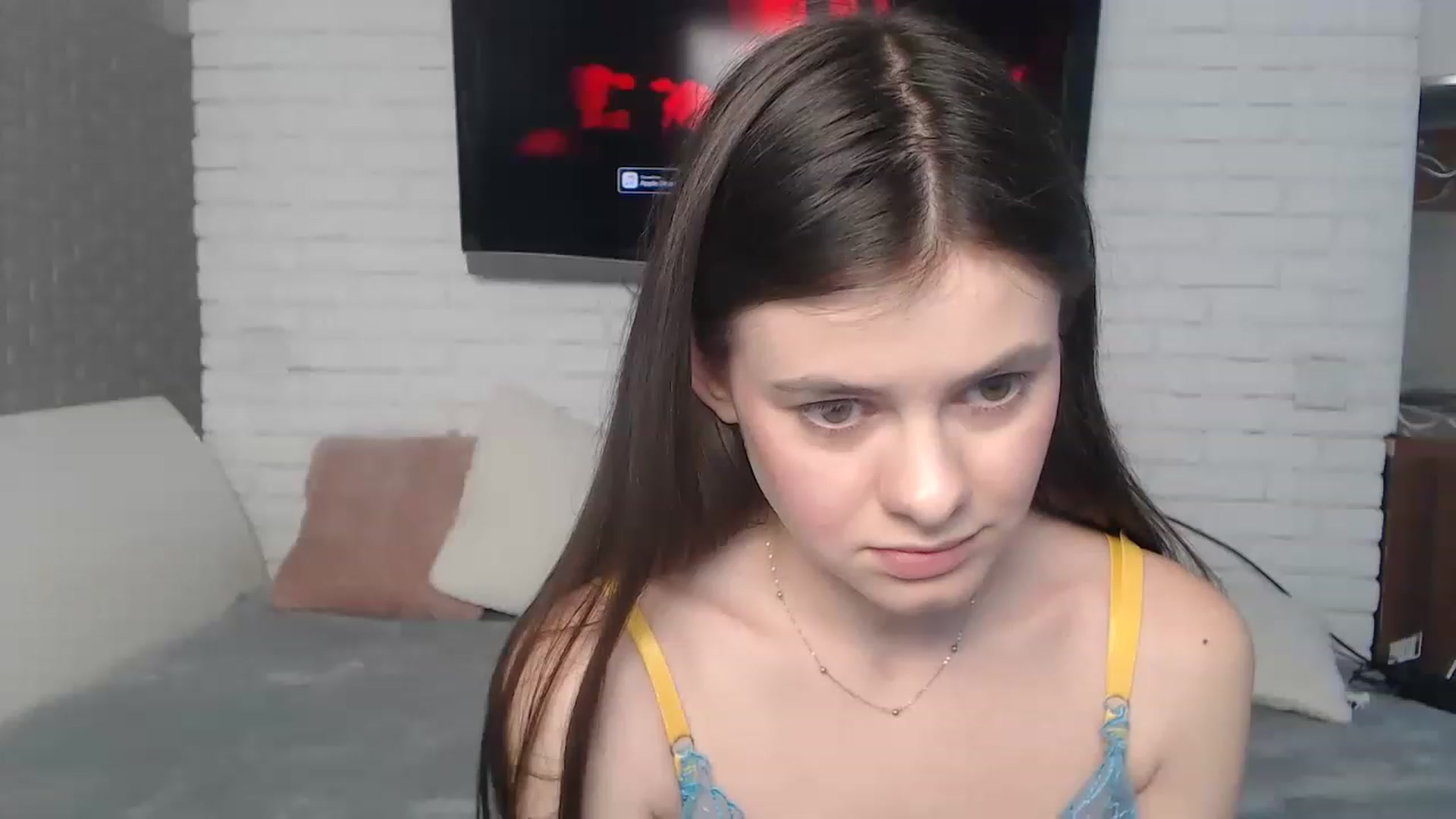 Gallery image thumbnail from ZoeMI's myfreecams stream on, 04/05/2023, 08:56 image 18 of 20
