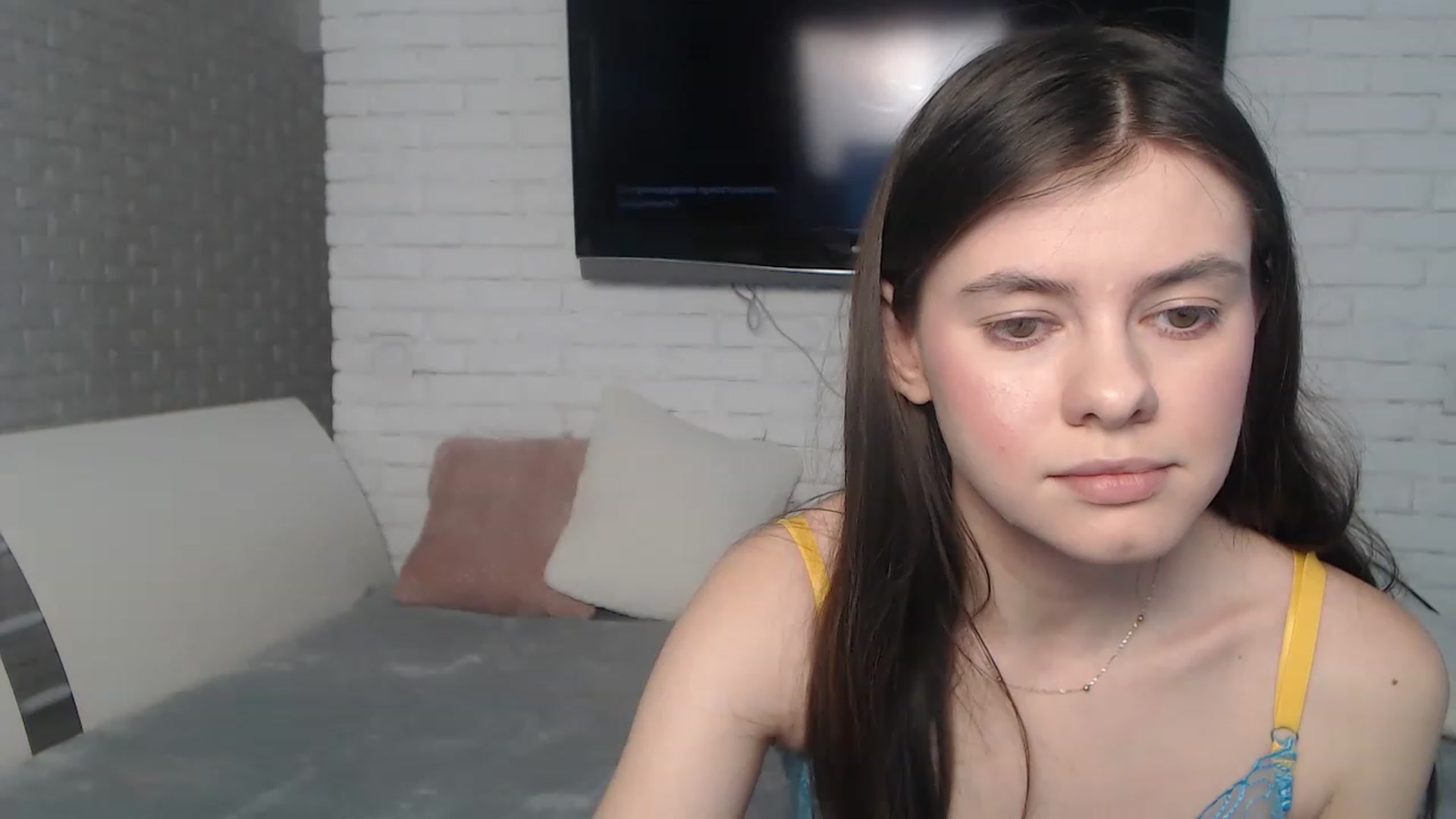Gallery image thumbnail from ZoeMI's myfreecams stream on, 04/05/2023, 08:56 image 2 of 20