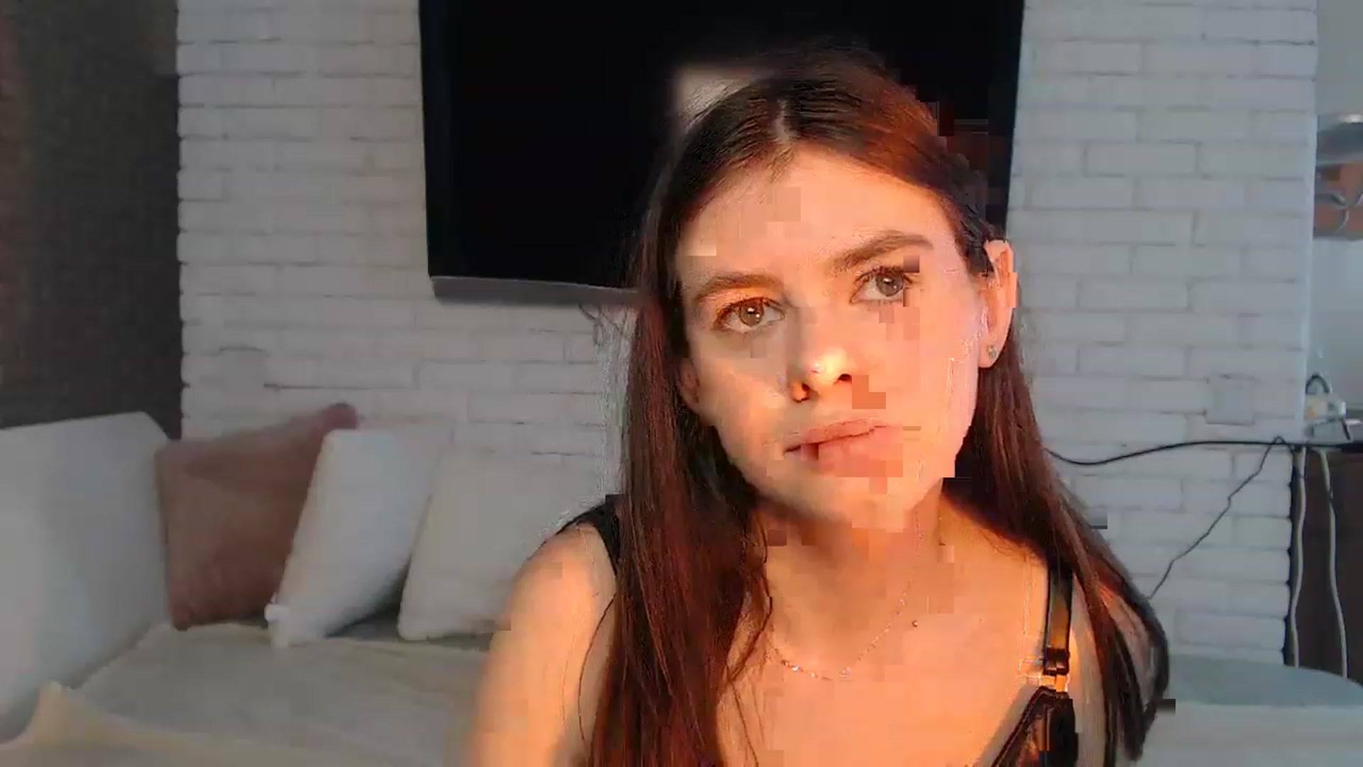 Gallery image thumbnail from ZoeMI's myfreecams stream on, 04/10/2023, 09:28 image 5 of 20
