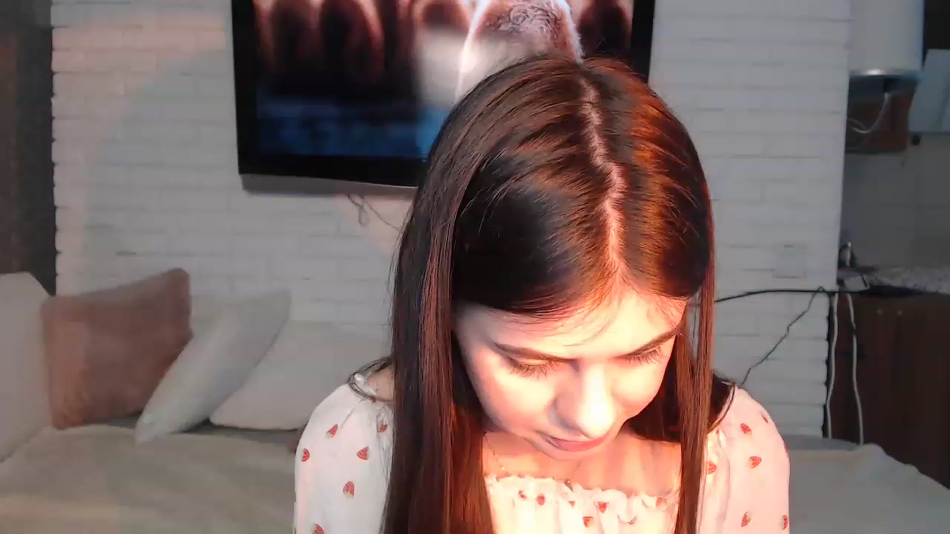 Gallery image thumbnail from ZoeMI's myfreecams stream on, 04/12/2023, 09:52 image 10 of 20