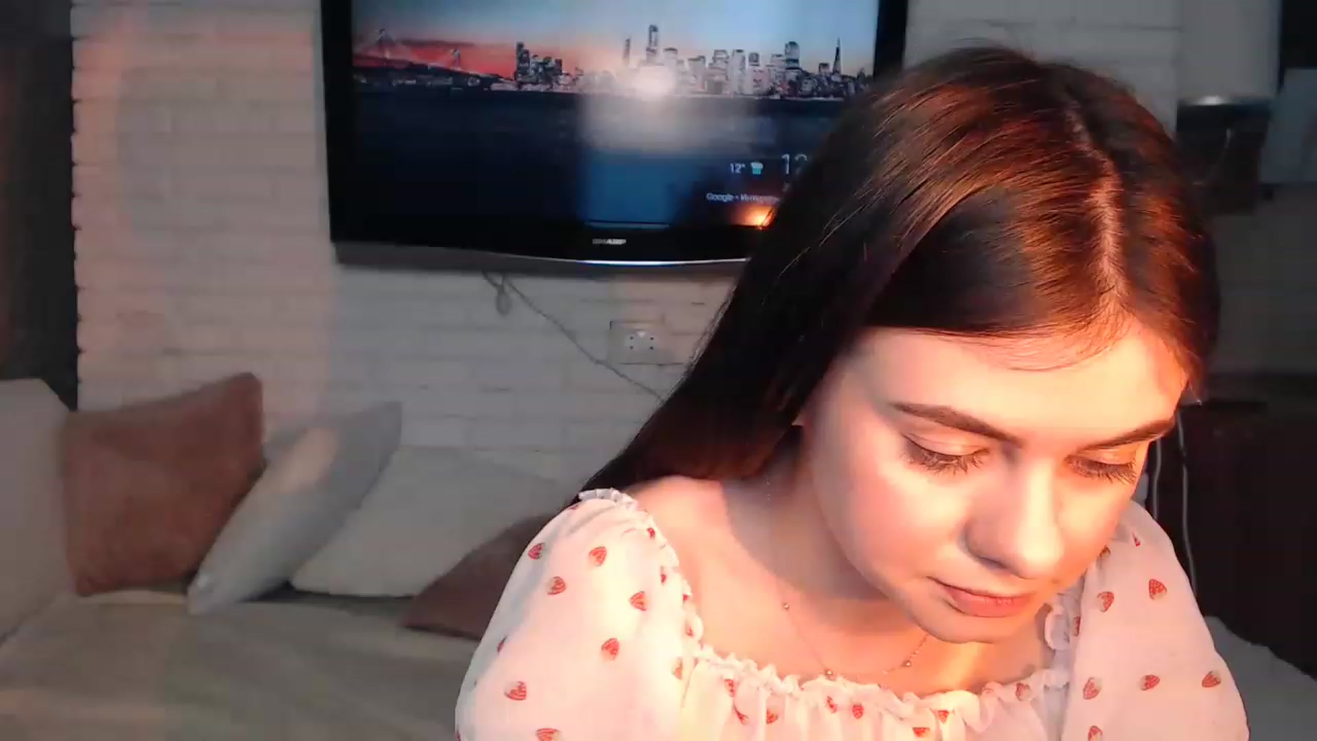 Gallery image thumbnail from ZoeMI's myfreecams stream on, 04/12/2023, 09:52 image 3 of 20