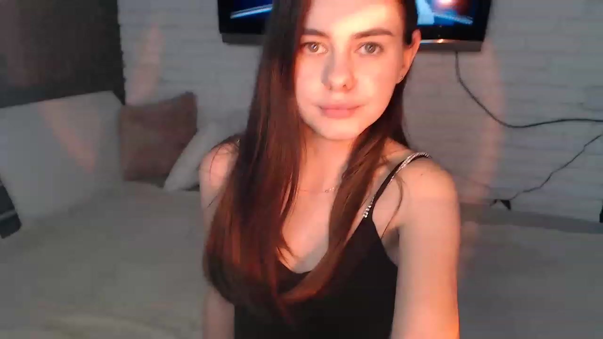Gallery image thumbnail from ZoeMI's myfreecams stream on, 04/13/2023, 09:38 image 10 of 20
