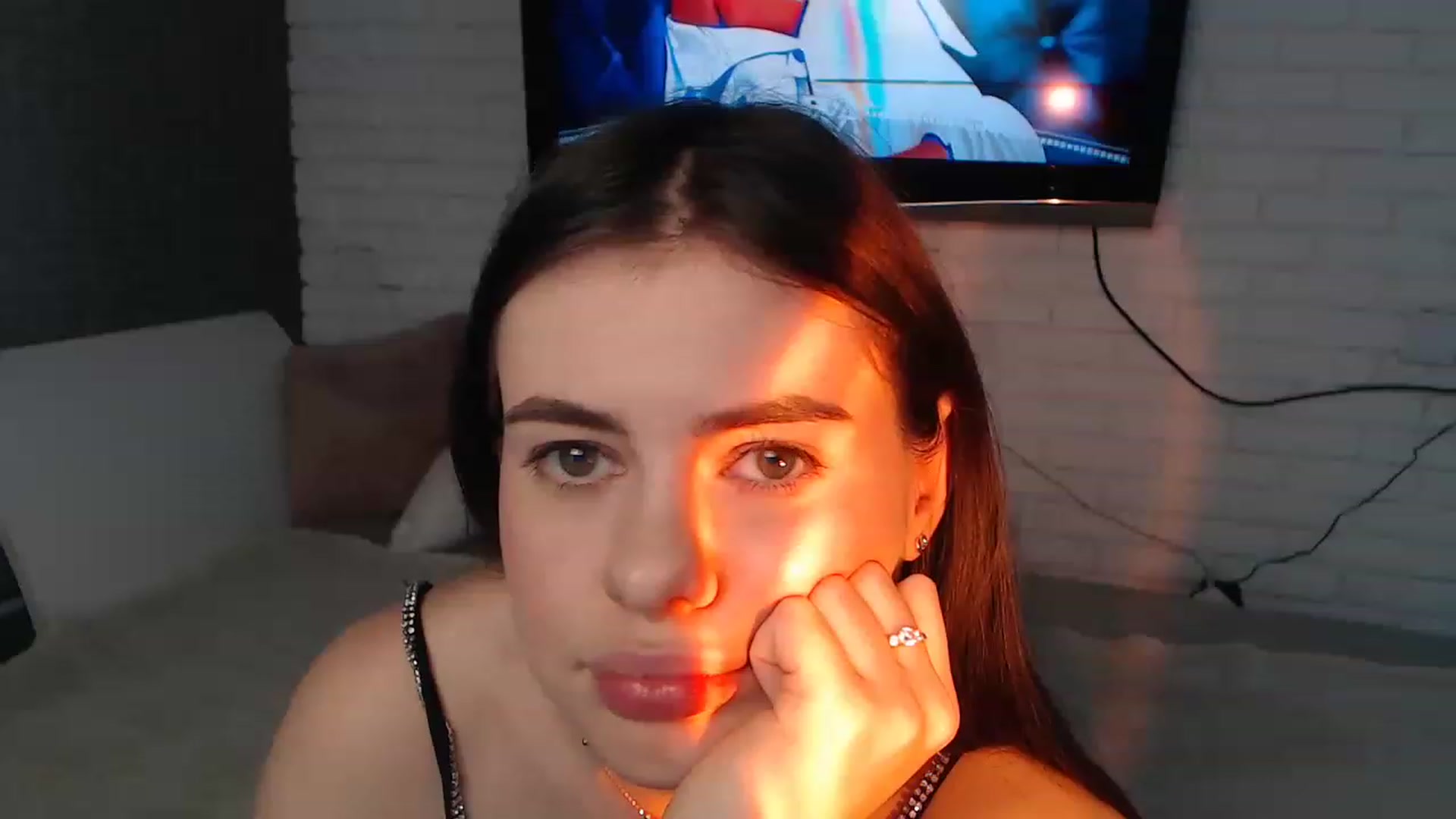 Gallery image thumbnail from ZoeMI's myfreecams stream on, 04/13/2023, 09:38 image 16 of 20