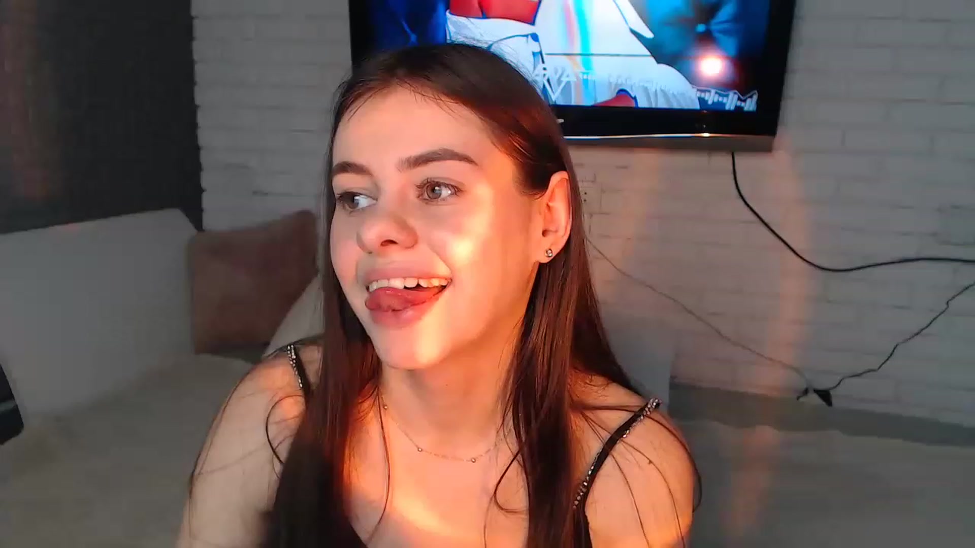 Gallery image thumbnail from ZoeMI's myfreecams stream on, 04/13/2023, 09:38 image 12 of 20