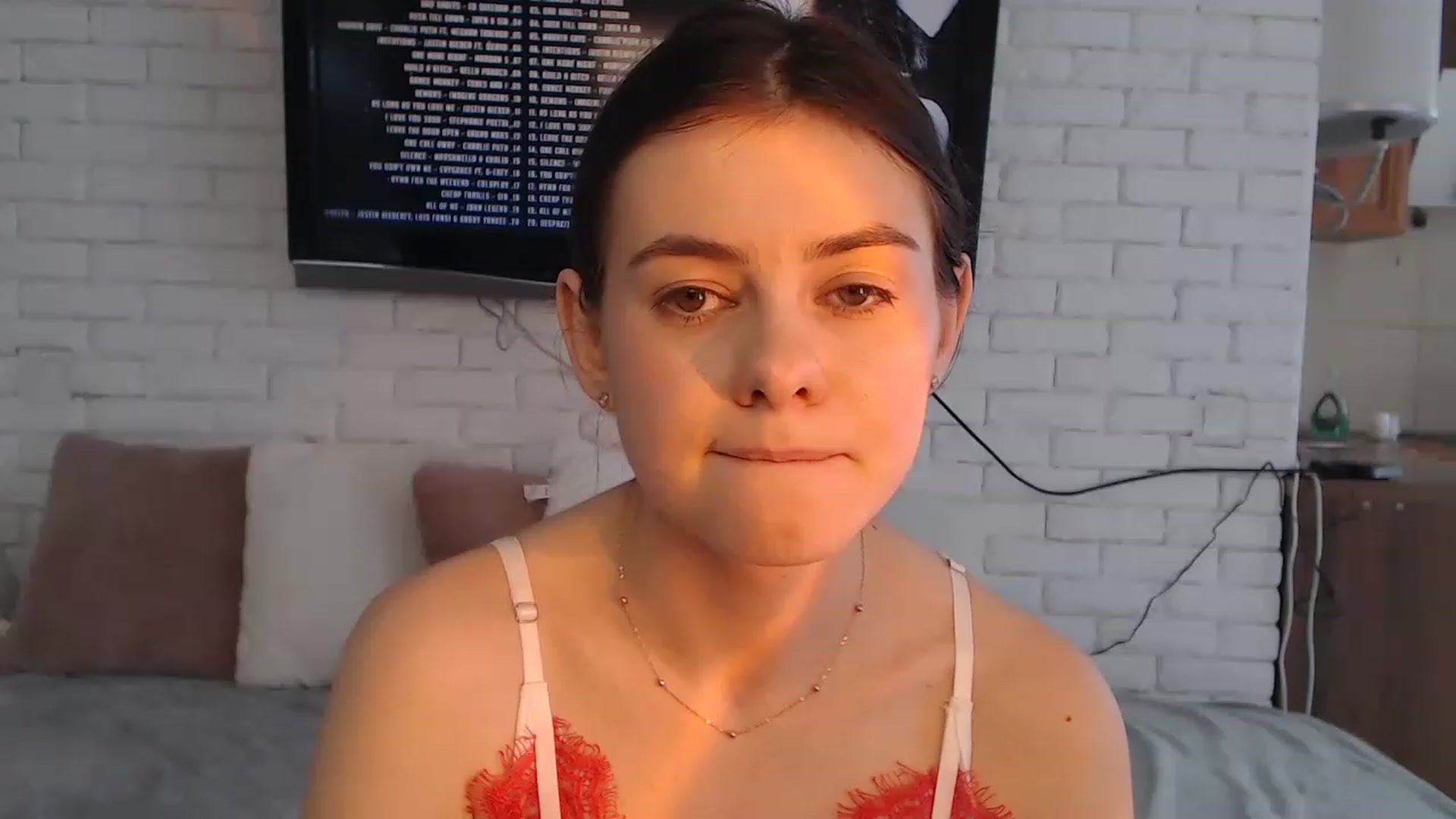 Gallery image thumbnail from ZoeMI's myfreecams stream on, 04/17/2023, 11:56 image 10 of 20