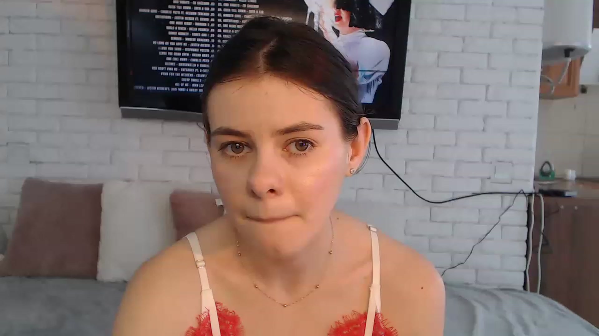 Gallery image thumbnail from ZoeMI's myfreecams stream on, 04/17/2023, 11:56 image 2 of 20