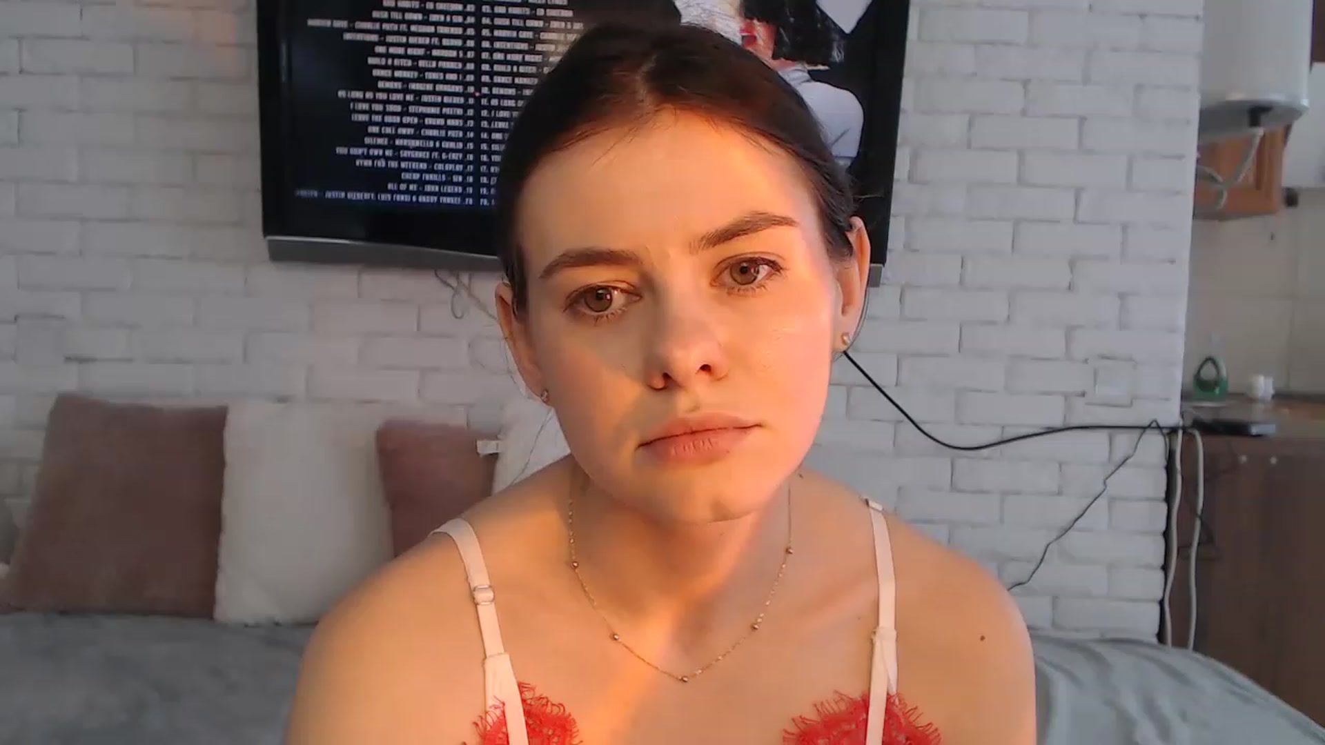 Gallery image thumbnail from ZoeMI's myfreecams stream on, 04/17/2023, 11:56 image 15 of 20