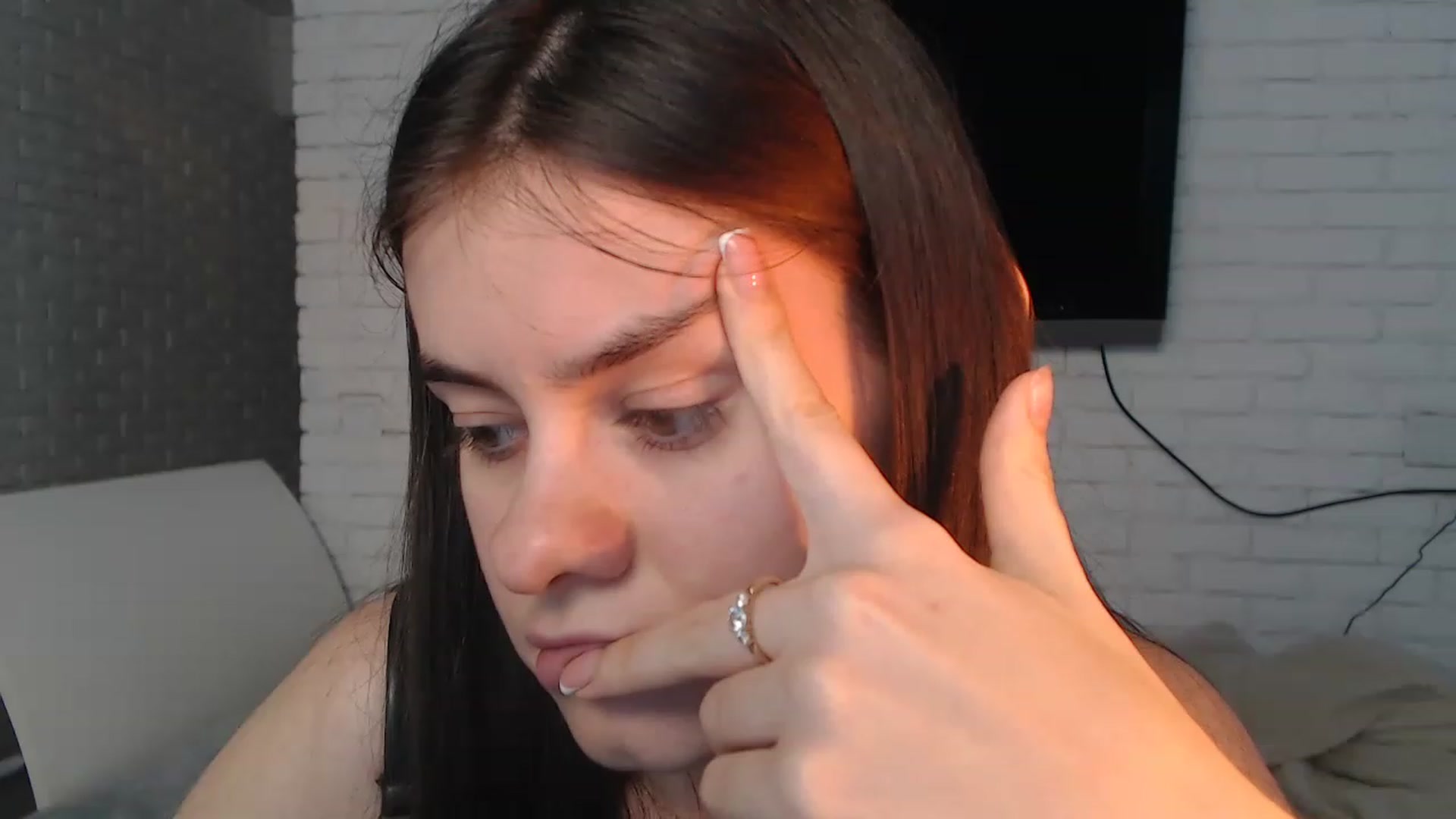 Gallery image thumbnail from ZoeMI's myfreecams stream on, 05/01/2023, 10:03 image 11 of 20
