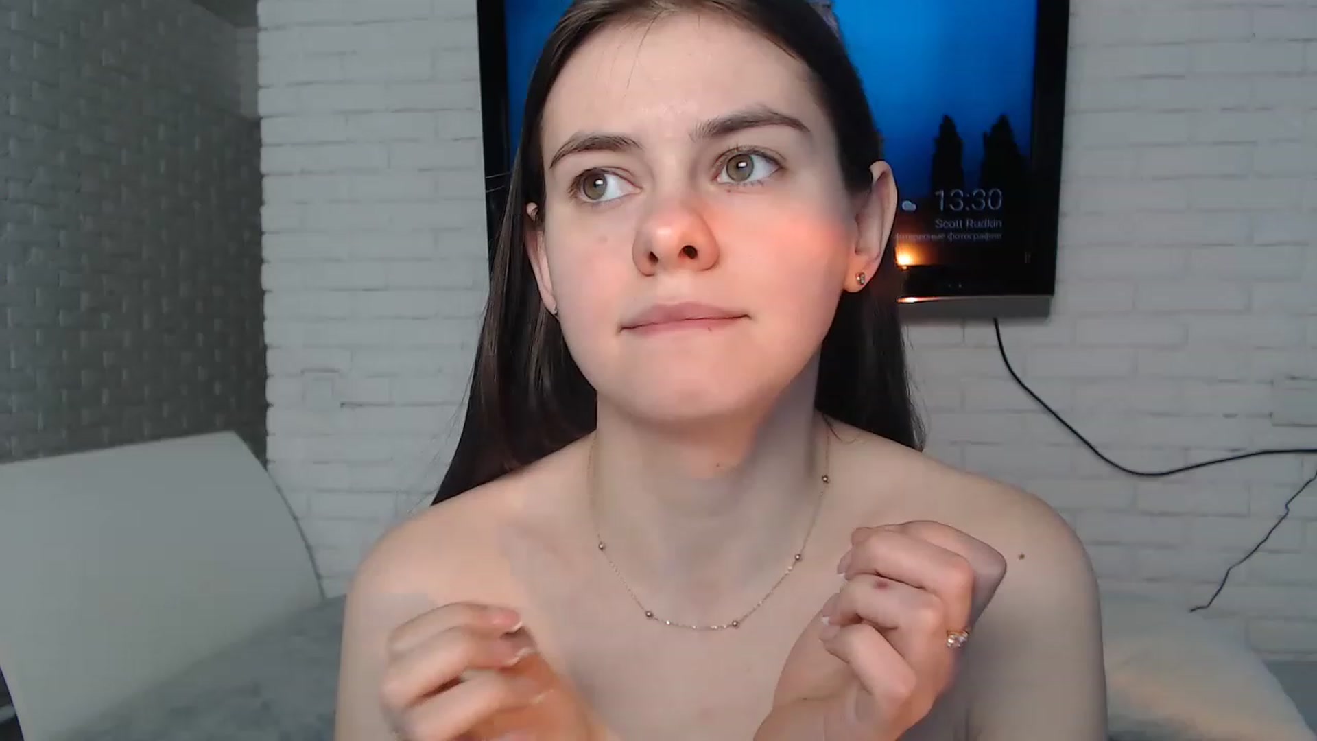 Gallery image thumbnail from ZoeMI's myfreecams stream on, 05/08/2023, 10:47 image 14 of 20