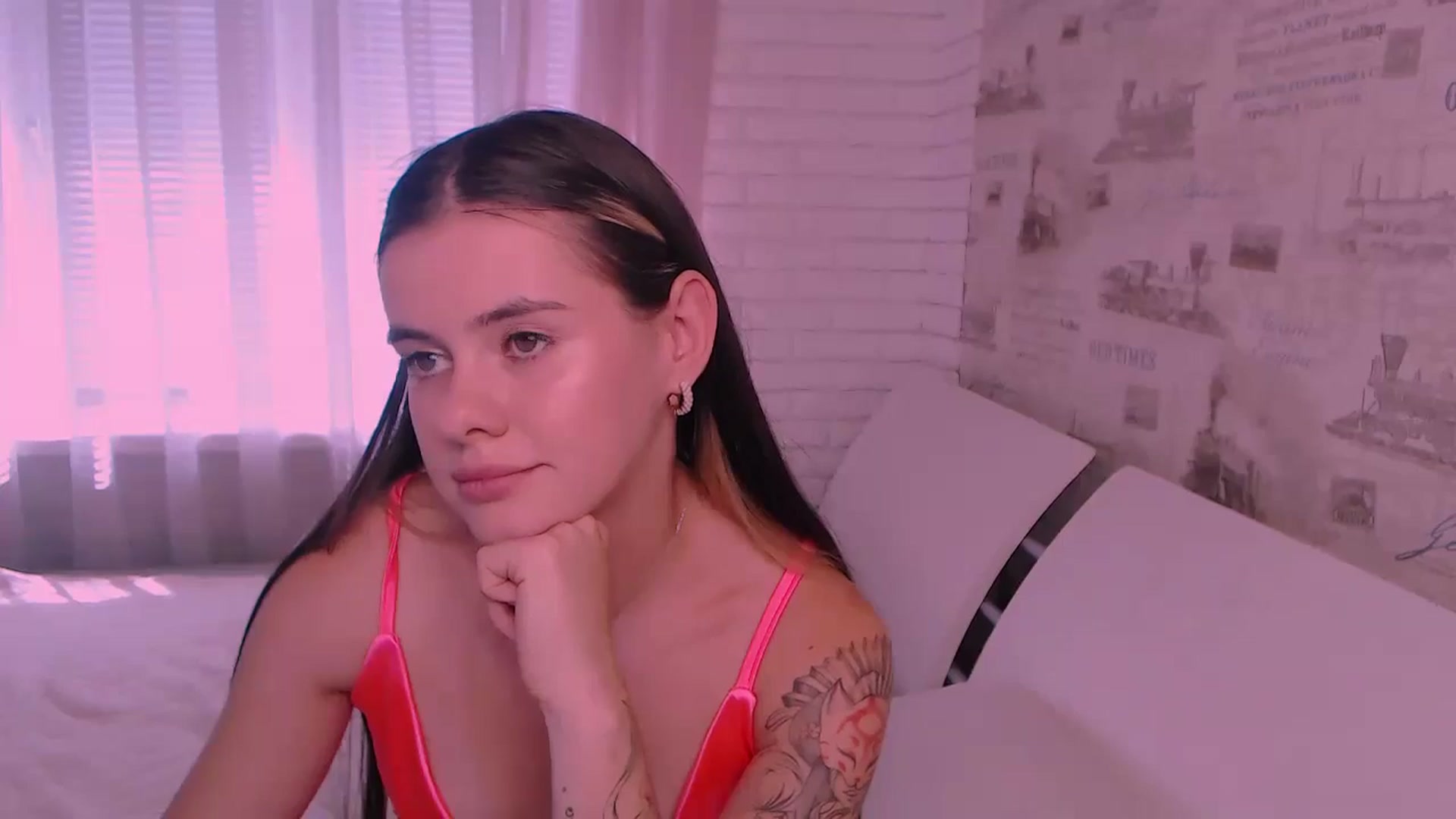 Gallery image thumbnail from ZoeMil's myfreecams stream on, 09/16/2024, 10:39 image 13 of 20